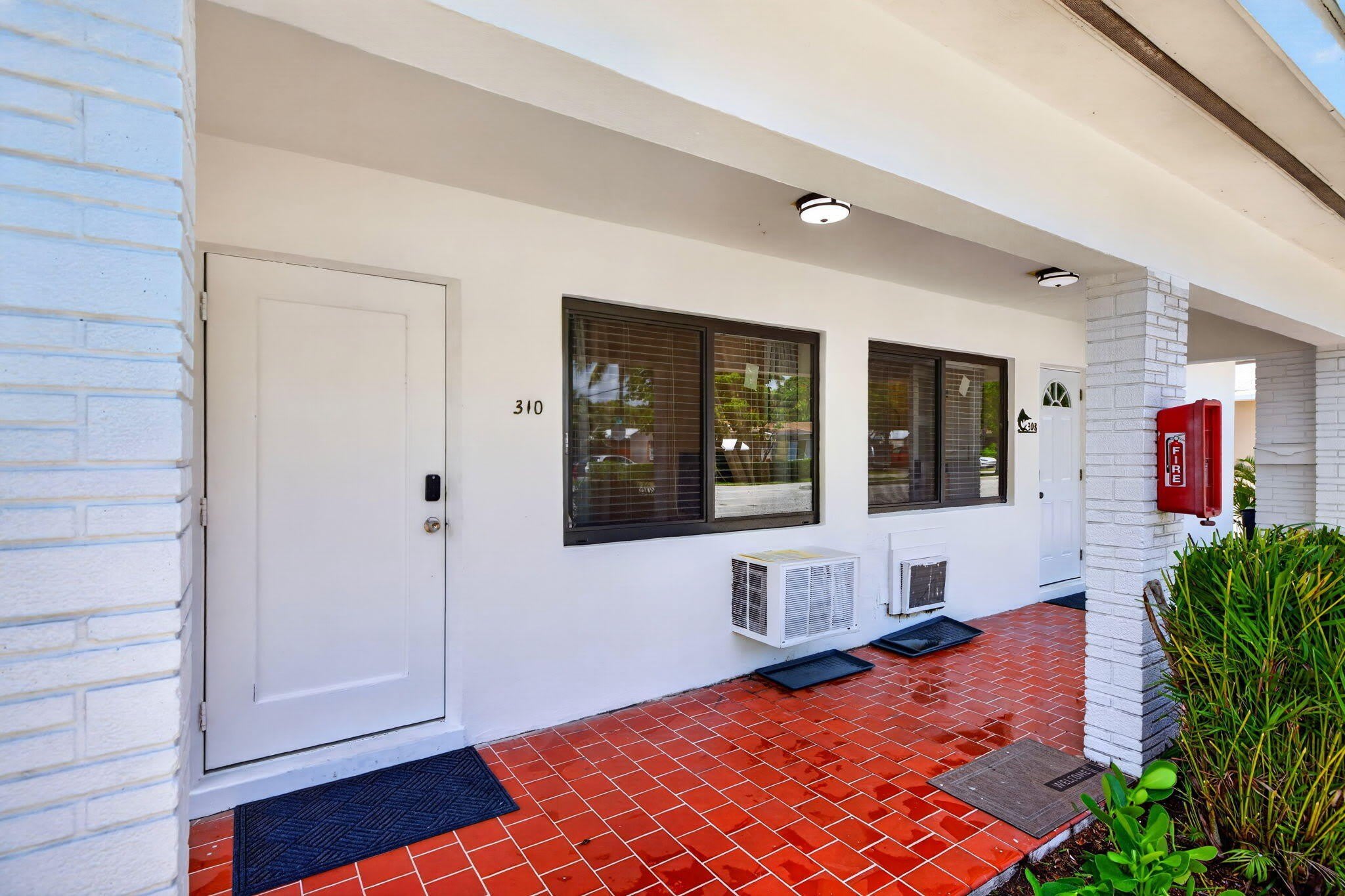2101 Se 4Th Avenue – photo 2