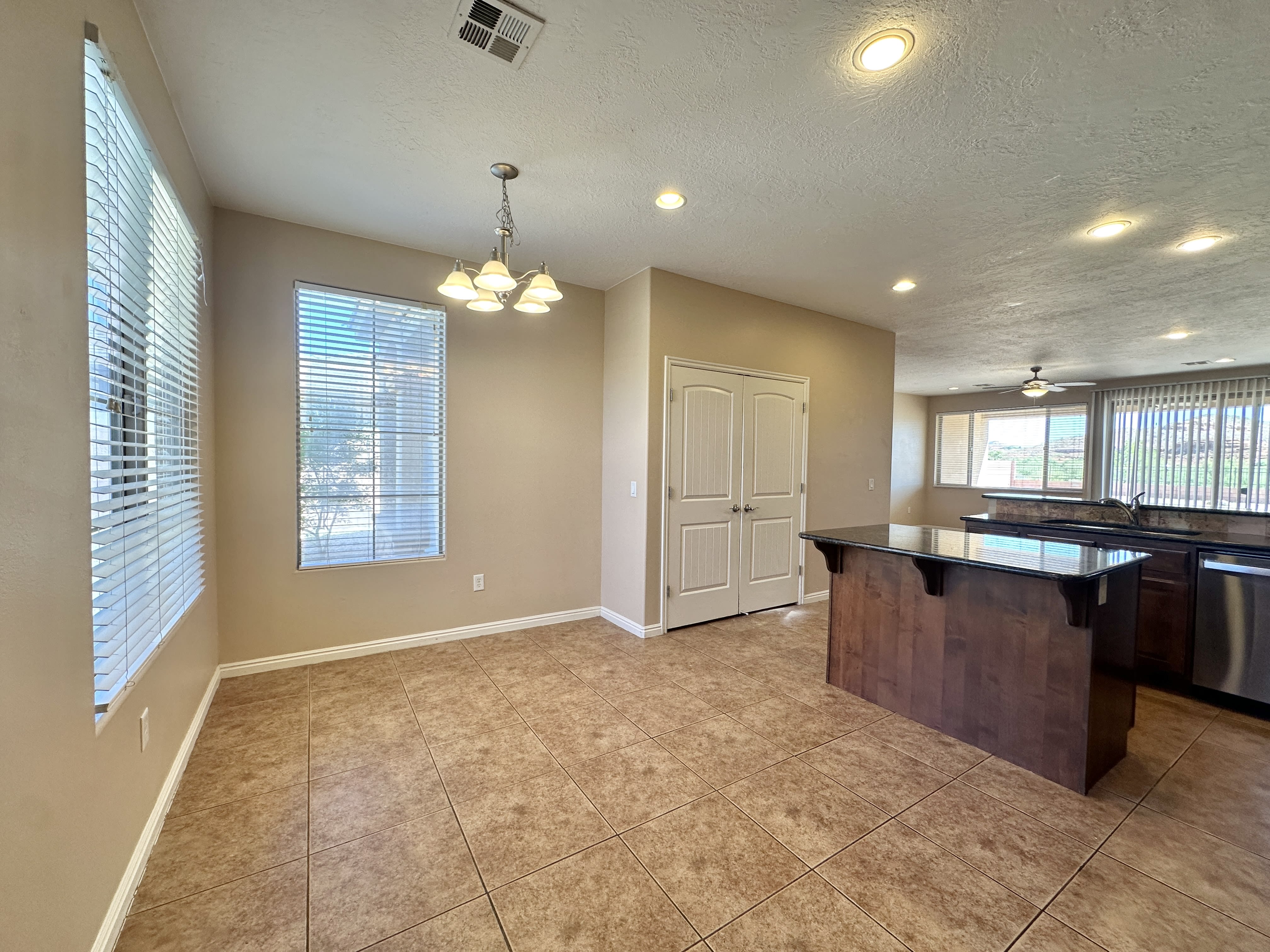 1220 N Spring Valley Dr – photo 5