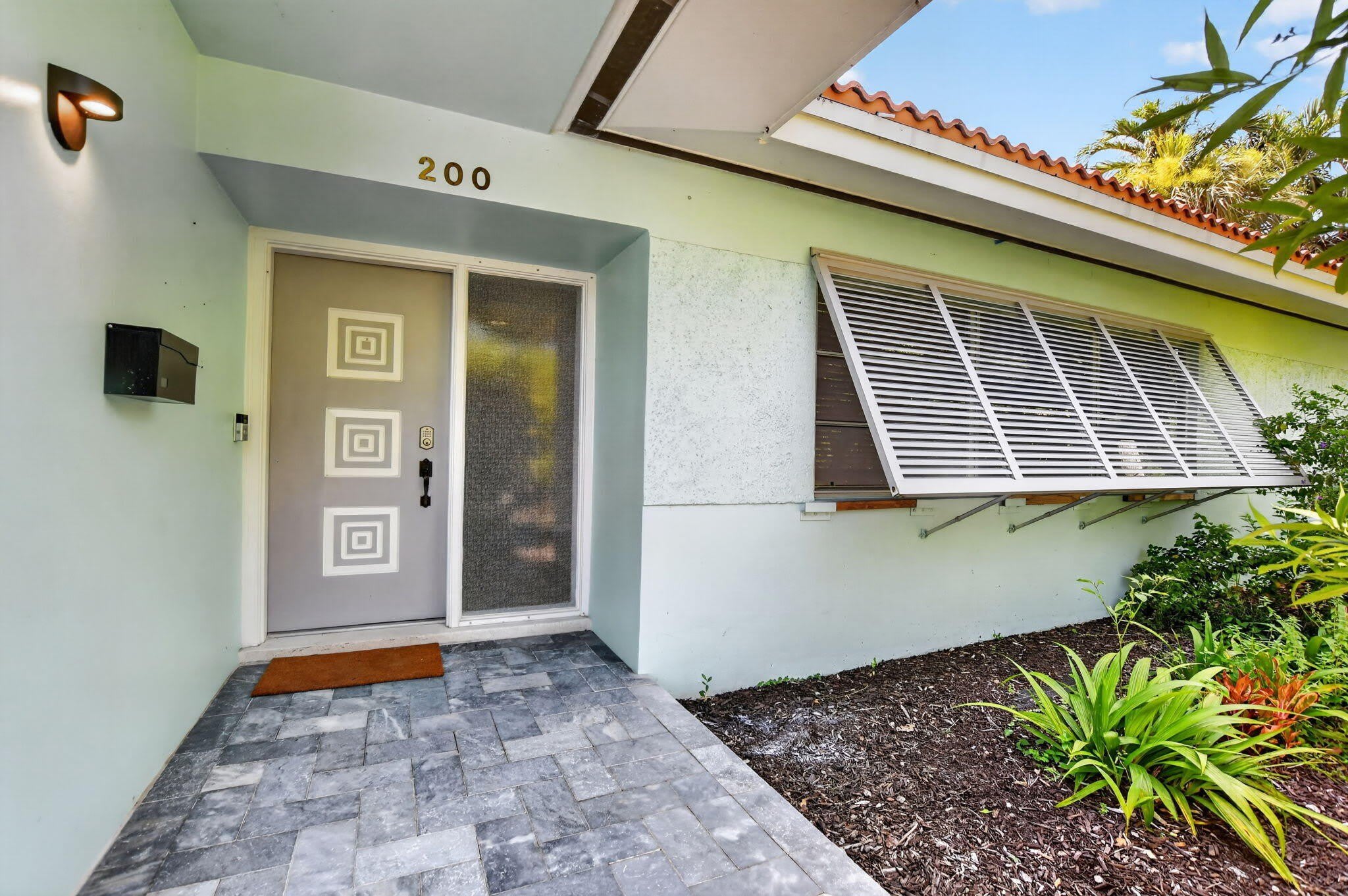 200 NW 11th Avenue – photo 2