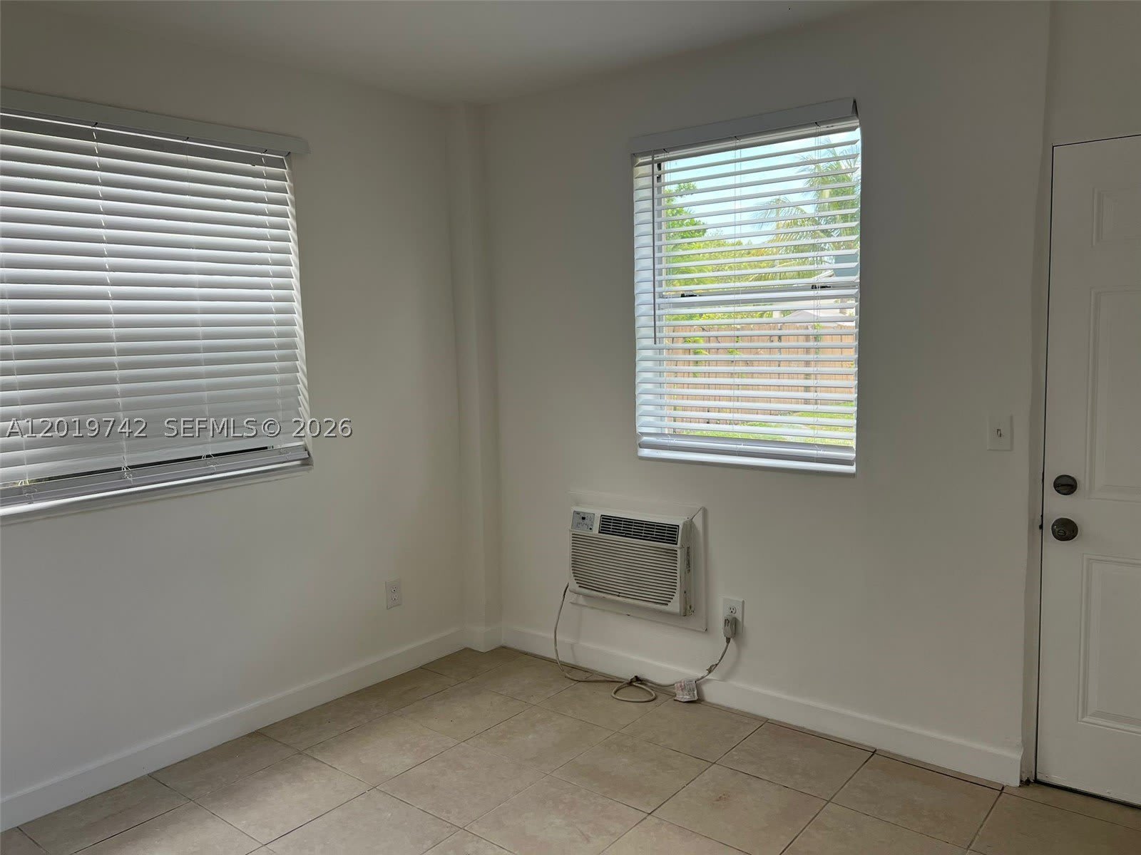 4245 Nw 24Th Ave – photo 4