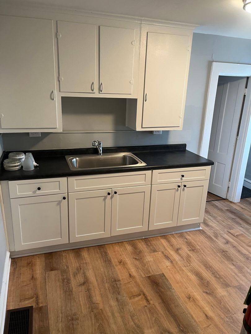 39-41 Loomis St. – photo 1