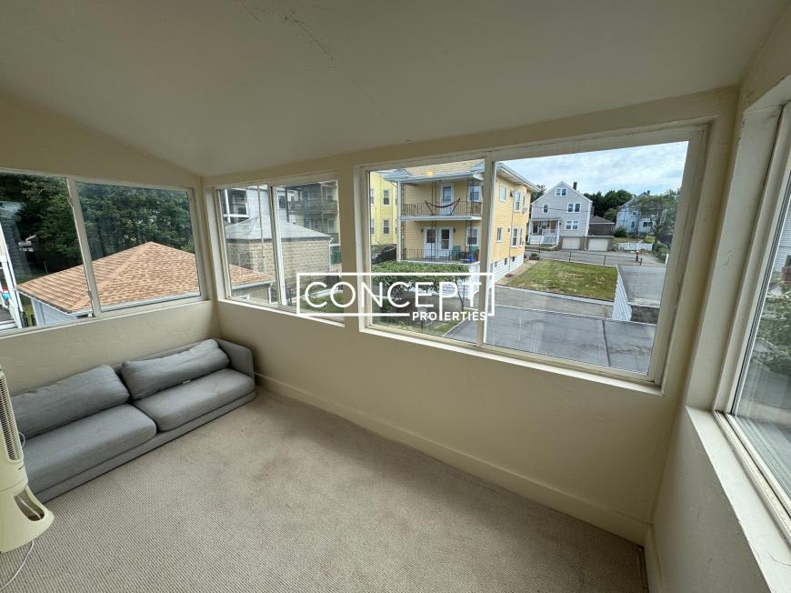 98 West Quincy St – photo 2