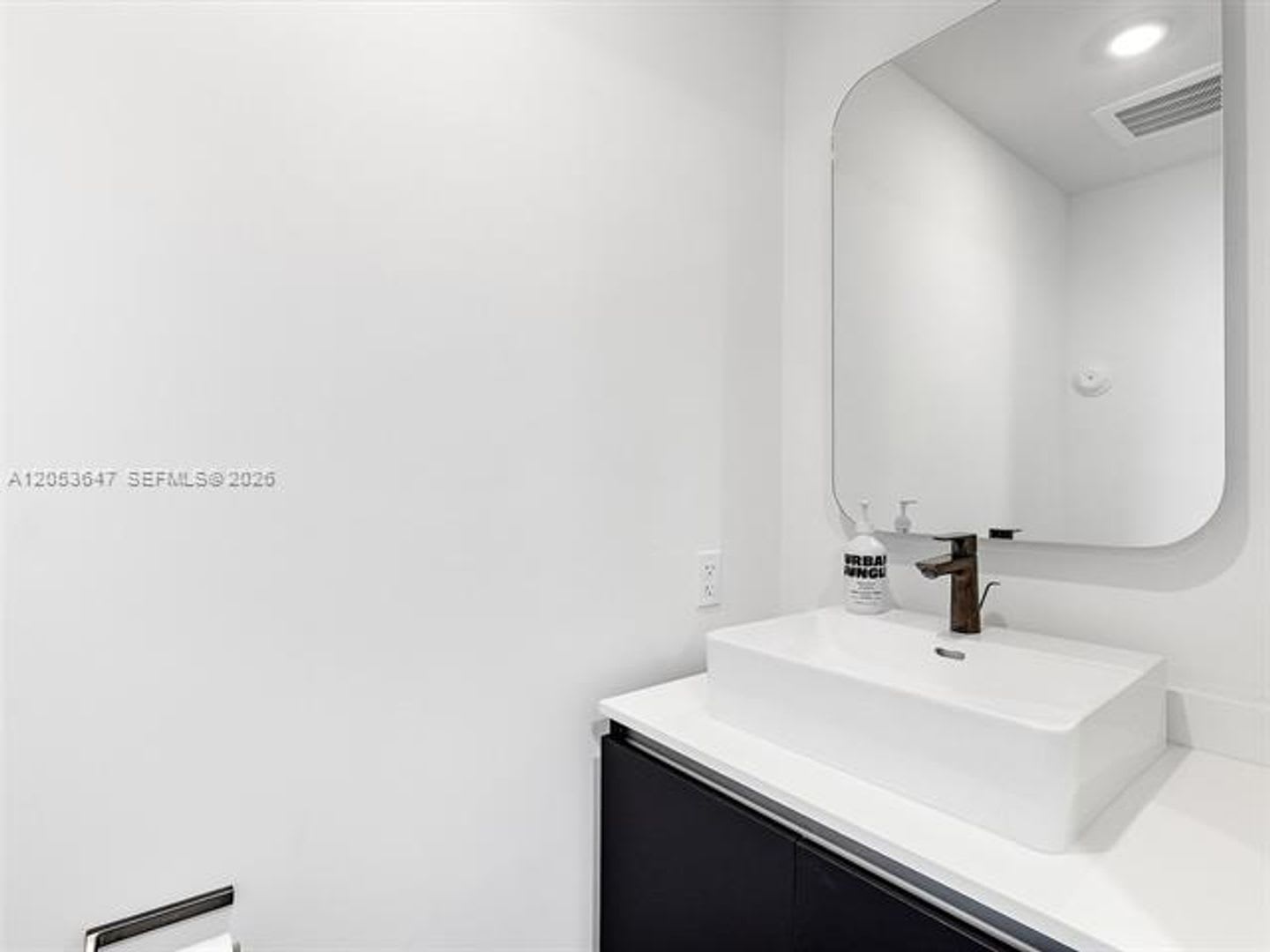 227 NE 2nd St cu-2706, Miami, FL 33132 – photo 5
