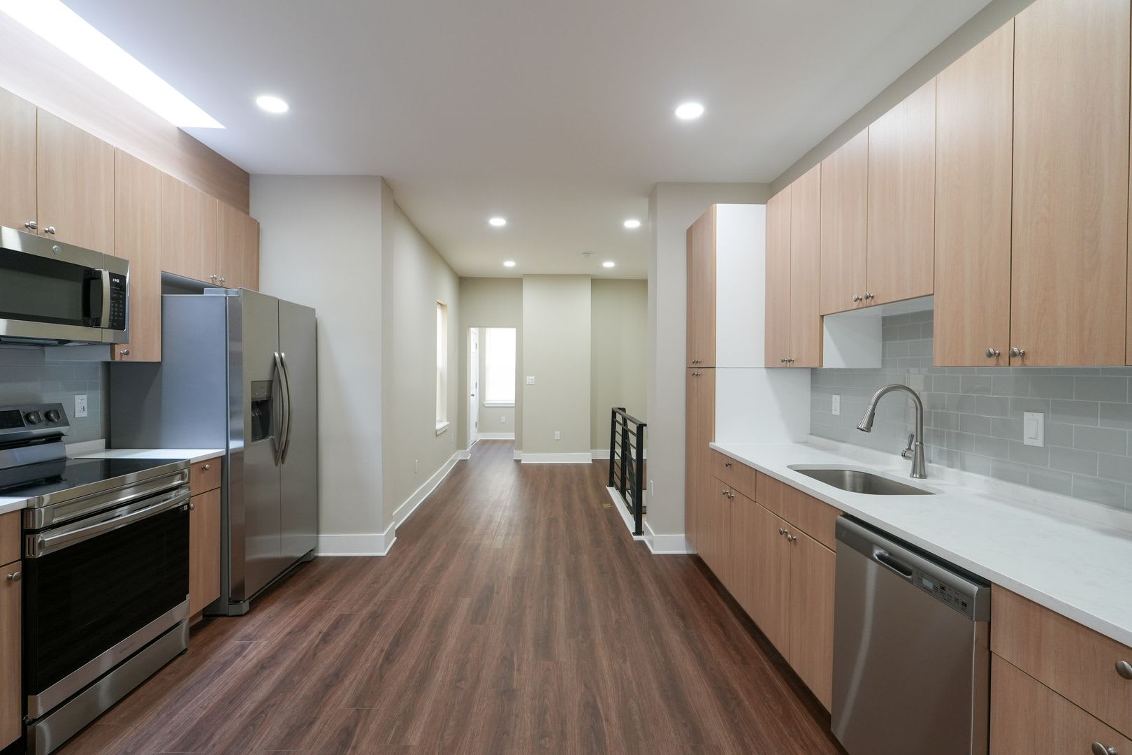 Renovated 3 Bedroom, 1.5 Bath Home in Newbold — Central Air, In-Unit Laundry, Private Yard – photo 5