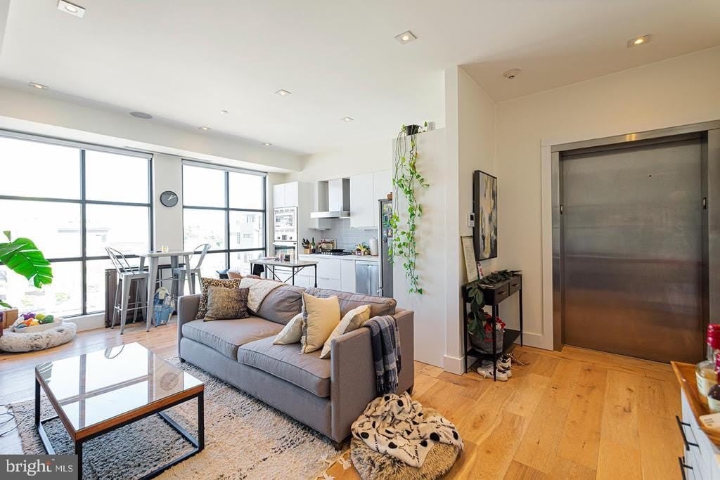 240 N 2ND STREET # – photo 5
