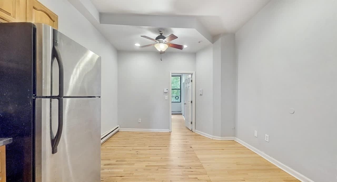 244 Webster Ave – photo 5