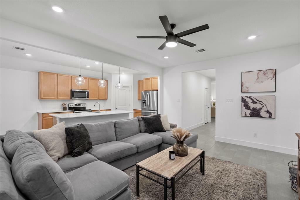 19328 Colgin Drive – photo 5
