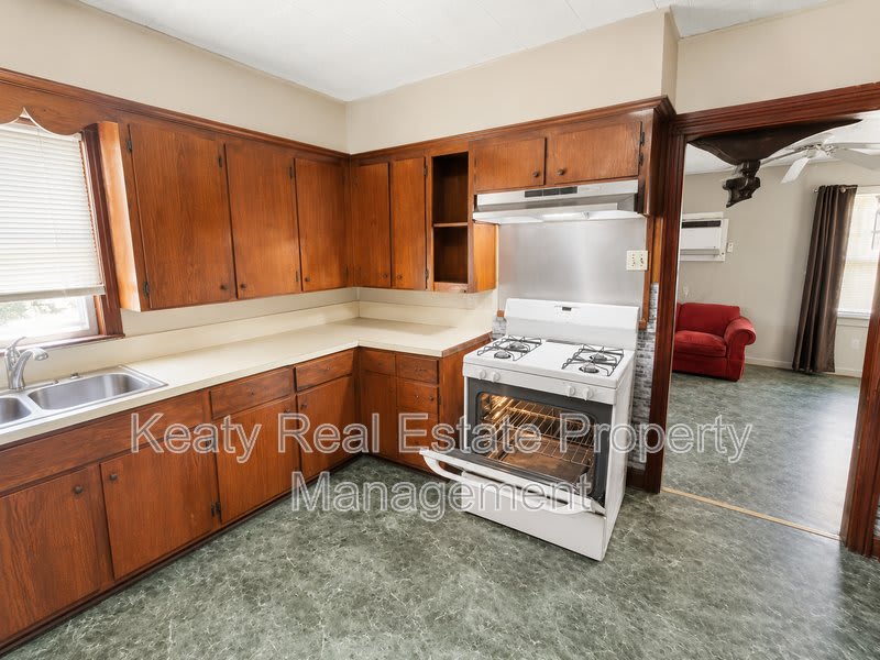 116 Marie St – photo 5