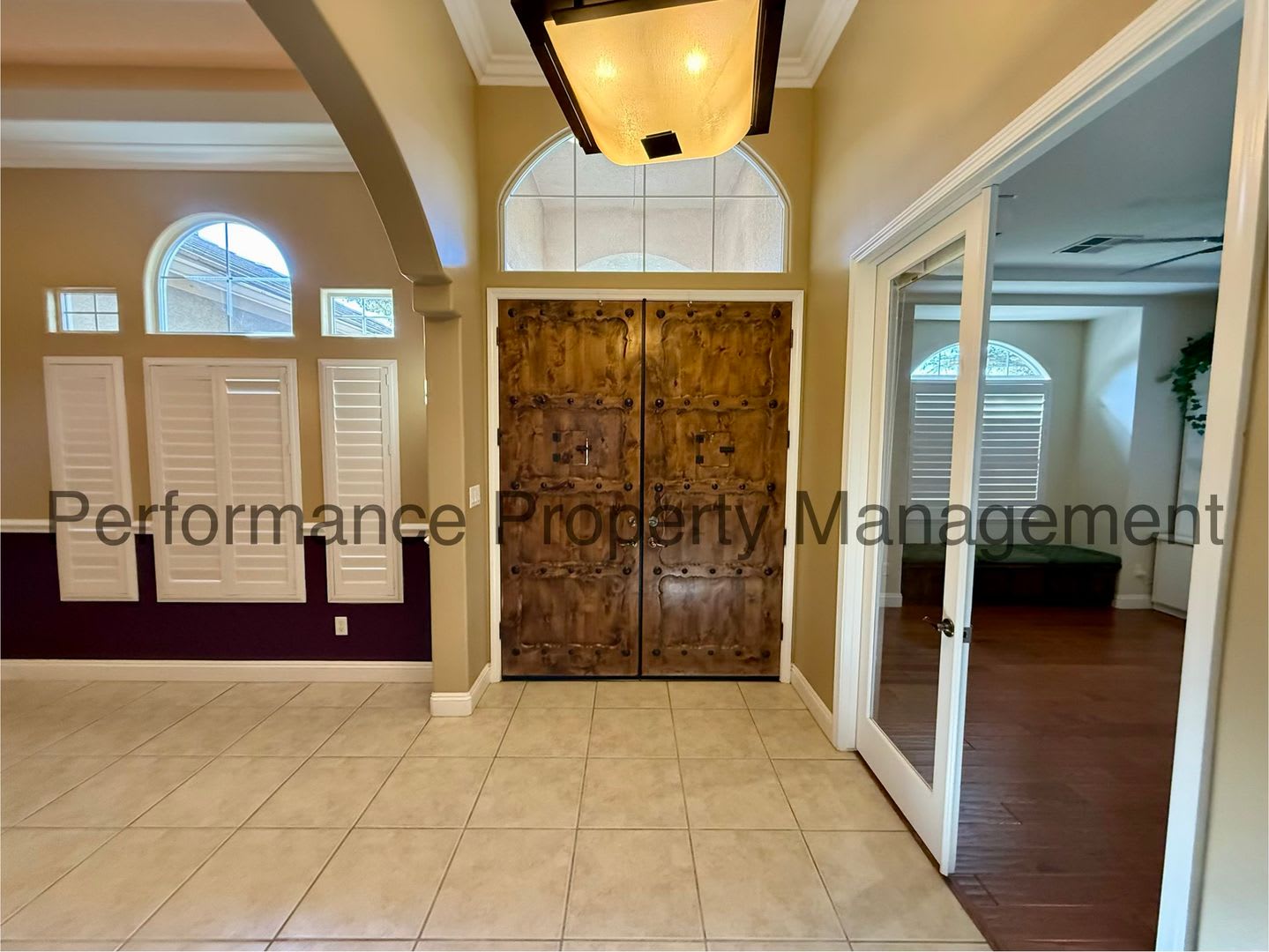 Gorgeous 3 Bed/3 Bath + Office SW Bakersfield Home W/ Solar, RBP & Deposit Alternative Option – photo 2