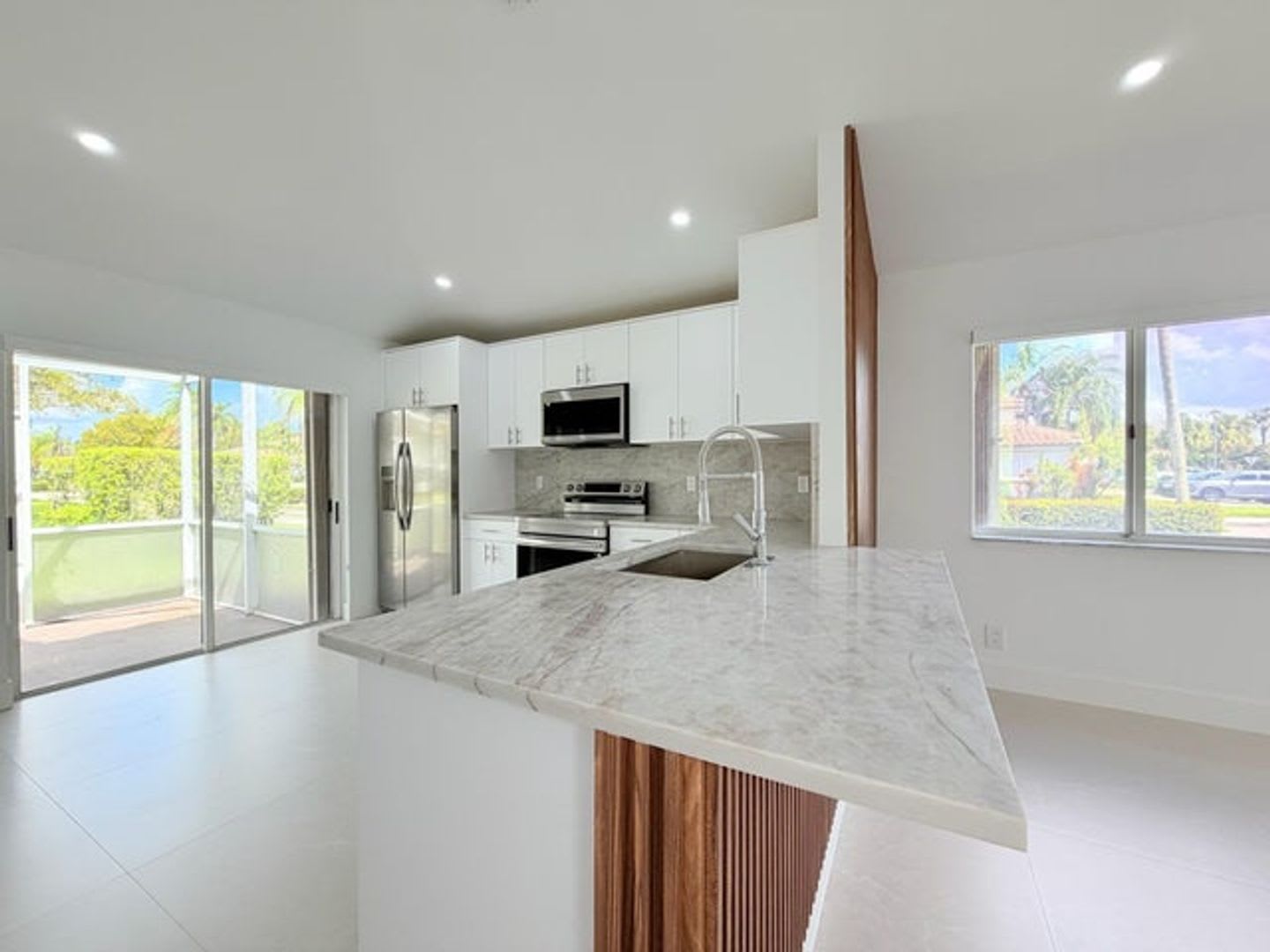 20841 NW 1st Street, Pembroke Pines, FL 33029 – photo 2
