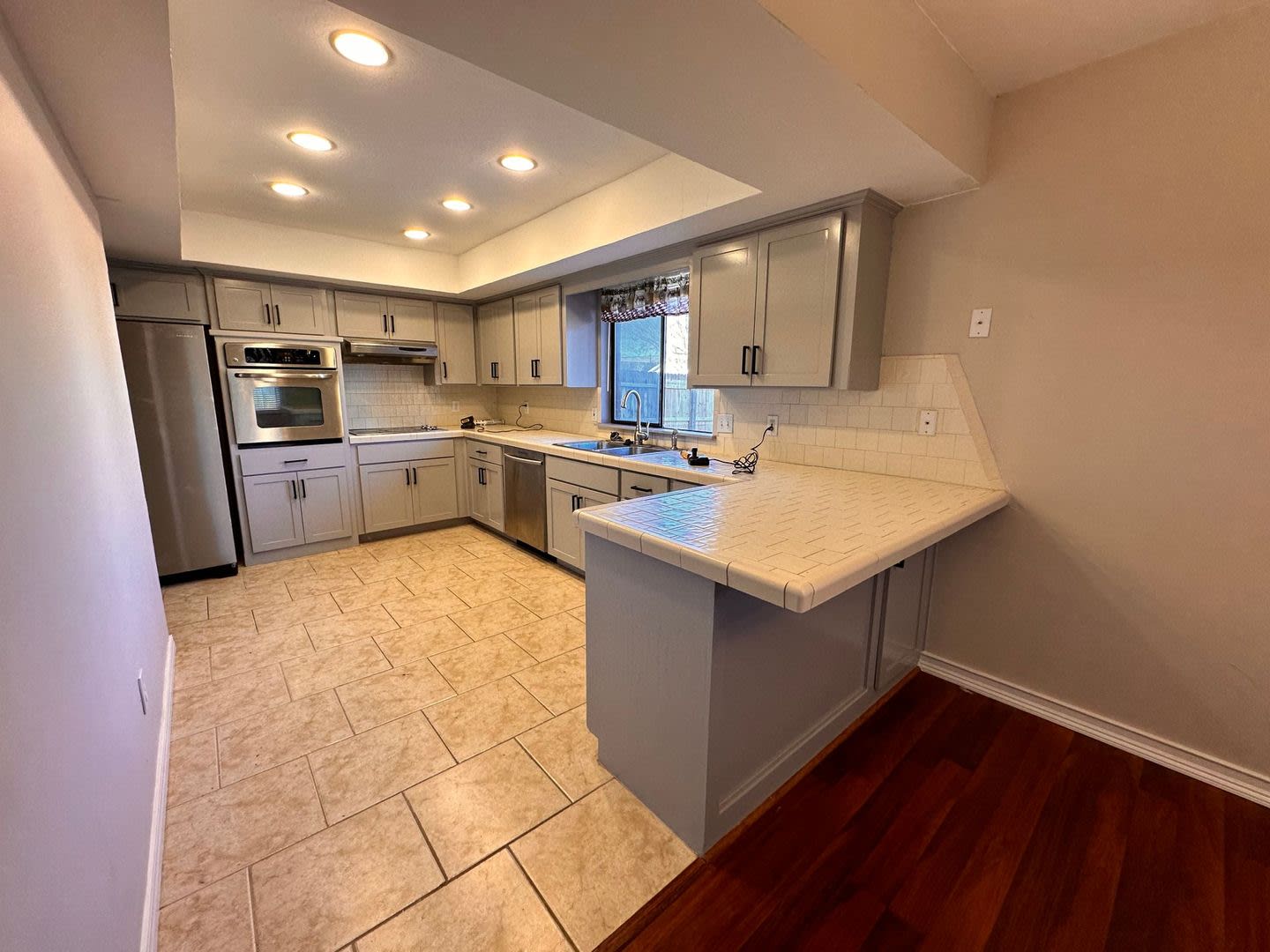 Large 3 Bed 2 Bath In Edmond Schools!! – photo 5