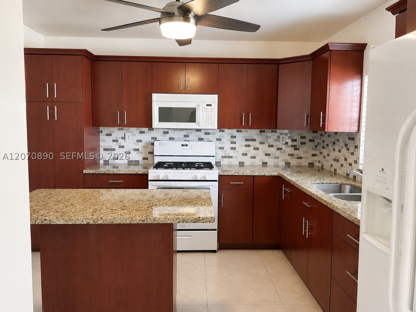 325 NE 108th St – photo 2
