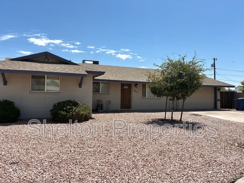 1421 S Roberts Rd – photo 2