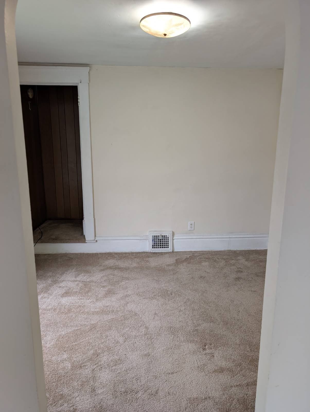 174 W Cambridge St – photo 3