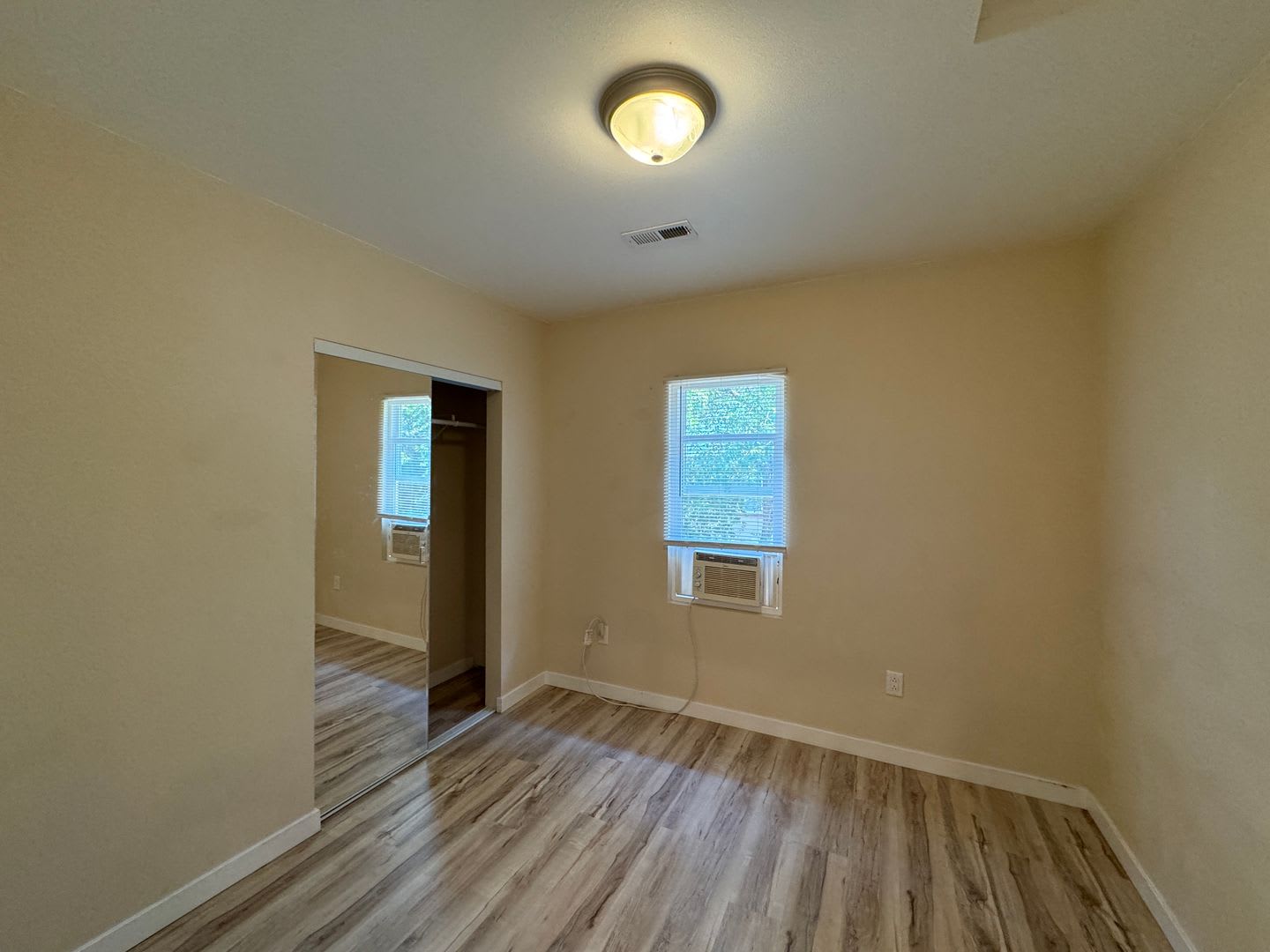 Non-refundable and security deposit total: $1300 – photo 3