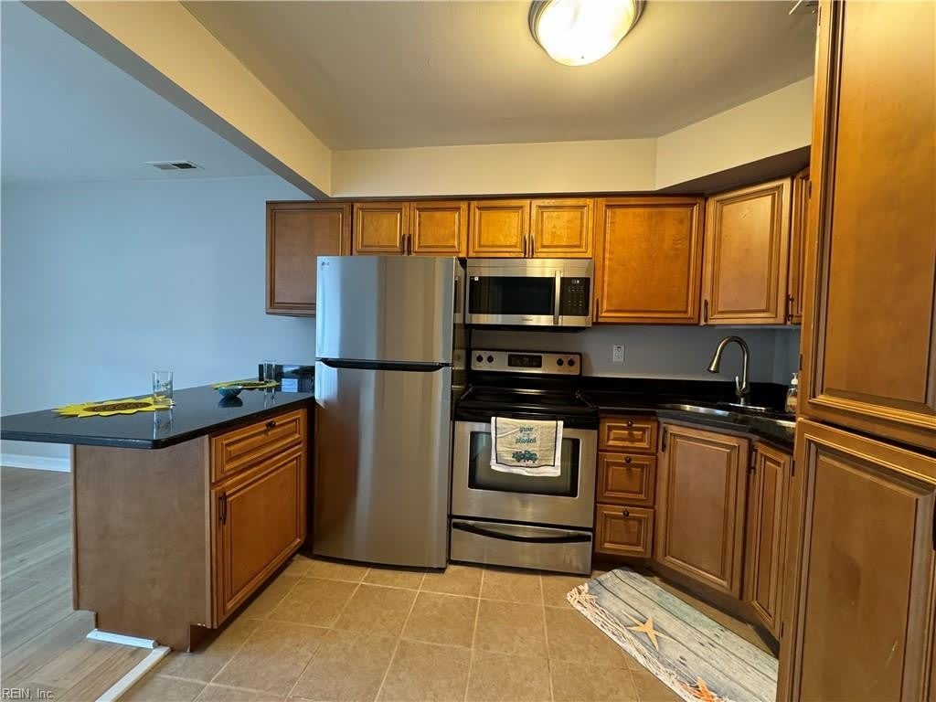 598 Pinewood Drive – photo 3