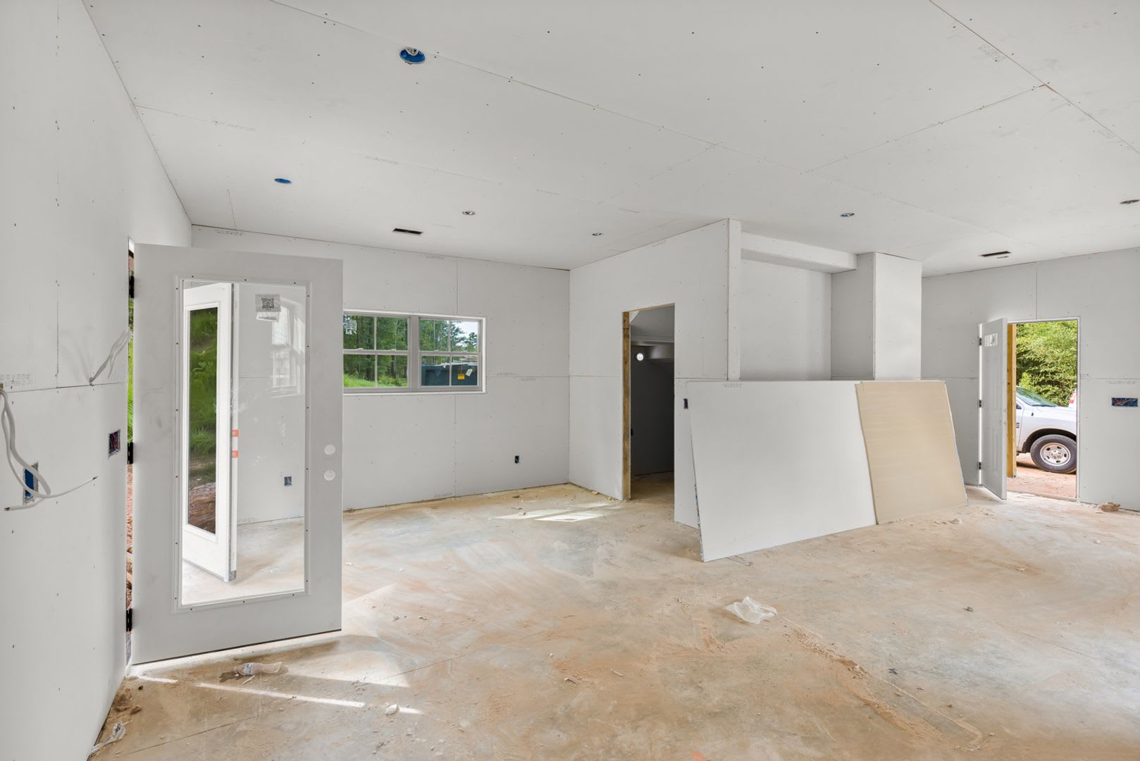 Brand-New 3BR/2.5BA at Cottages on Wire – photo 3