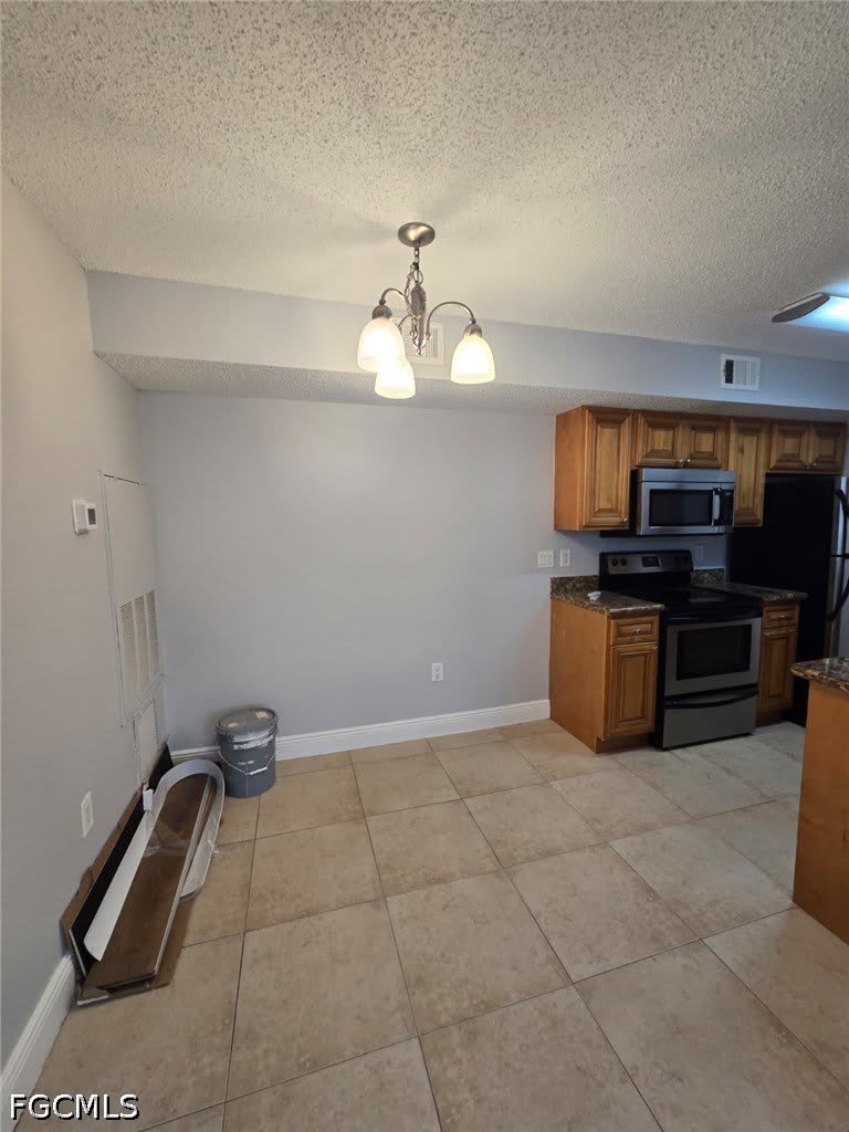 12591 Equestrian Circle – photo 5