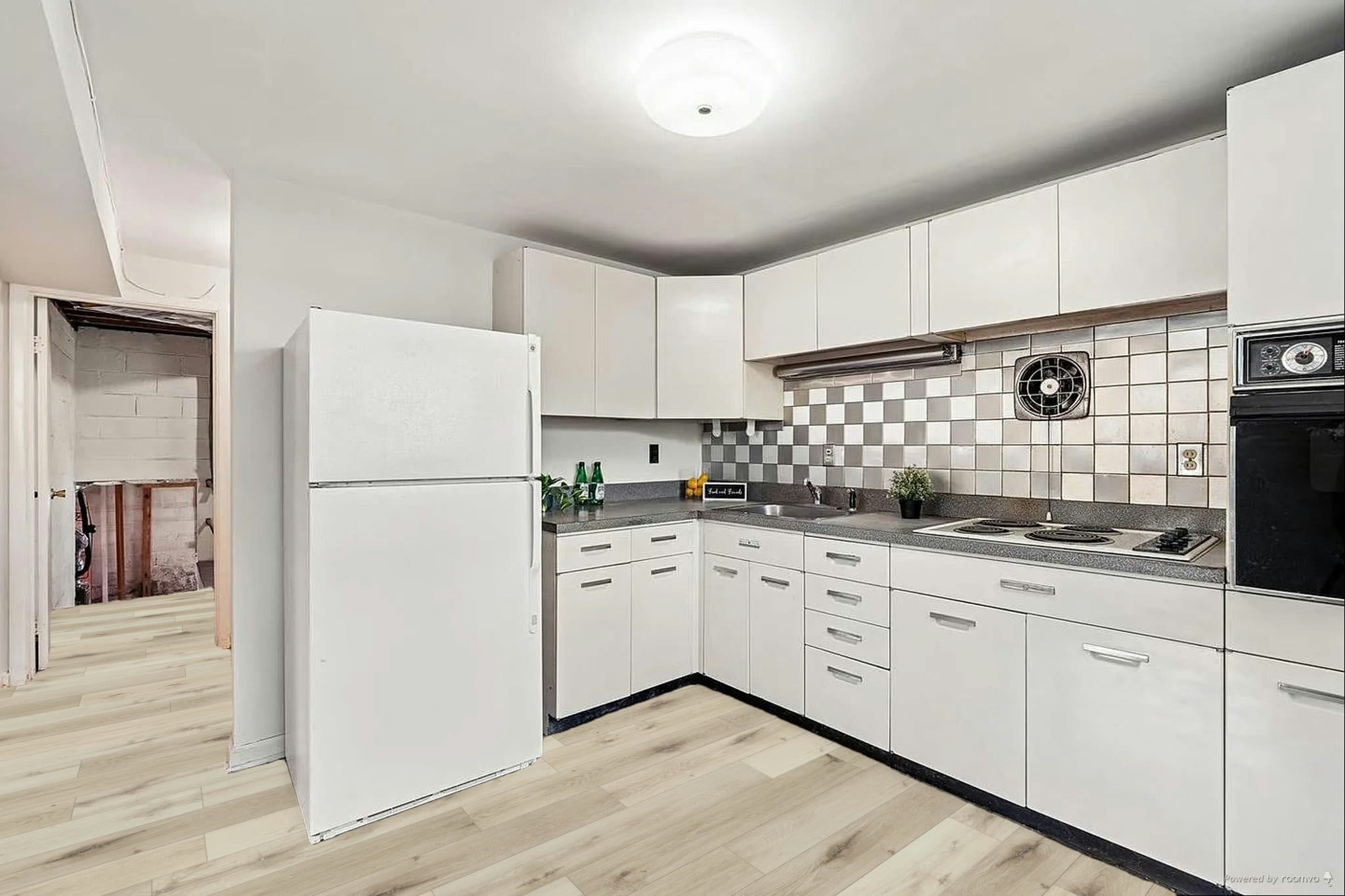7608 Wellesley Dr – photo 5