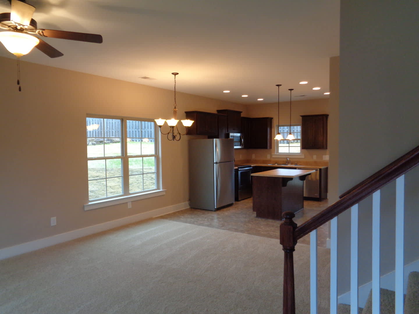 Town home for rent! Available to View with 48 Hour Notice!!! – photo 3