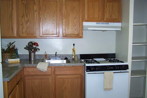 Benning Woods Apts – photo 3