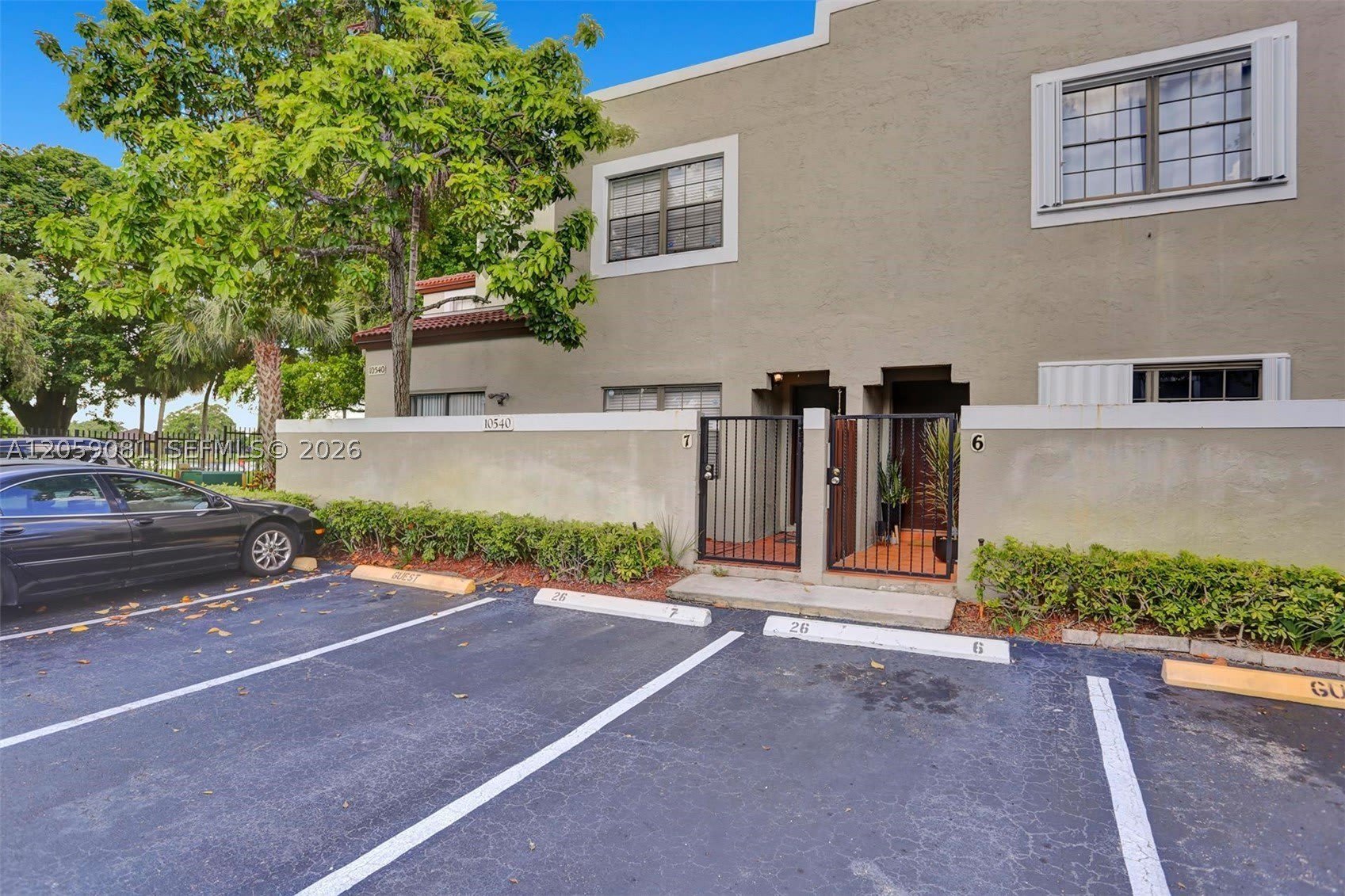 10540 SW 154th Ct – photo 2