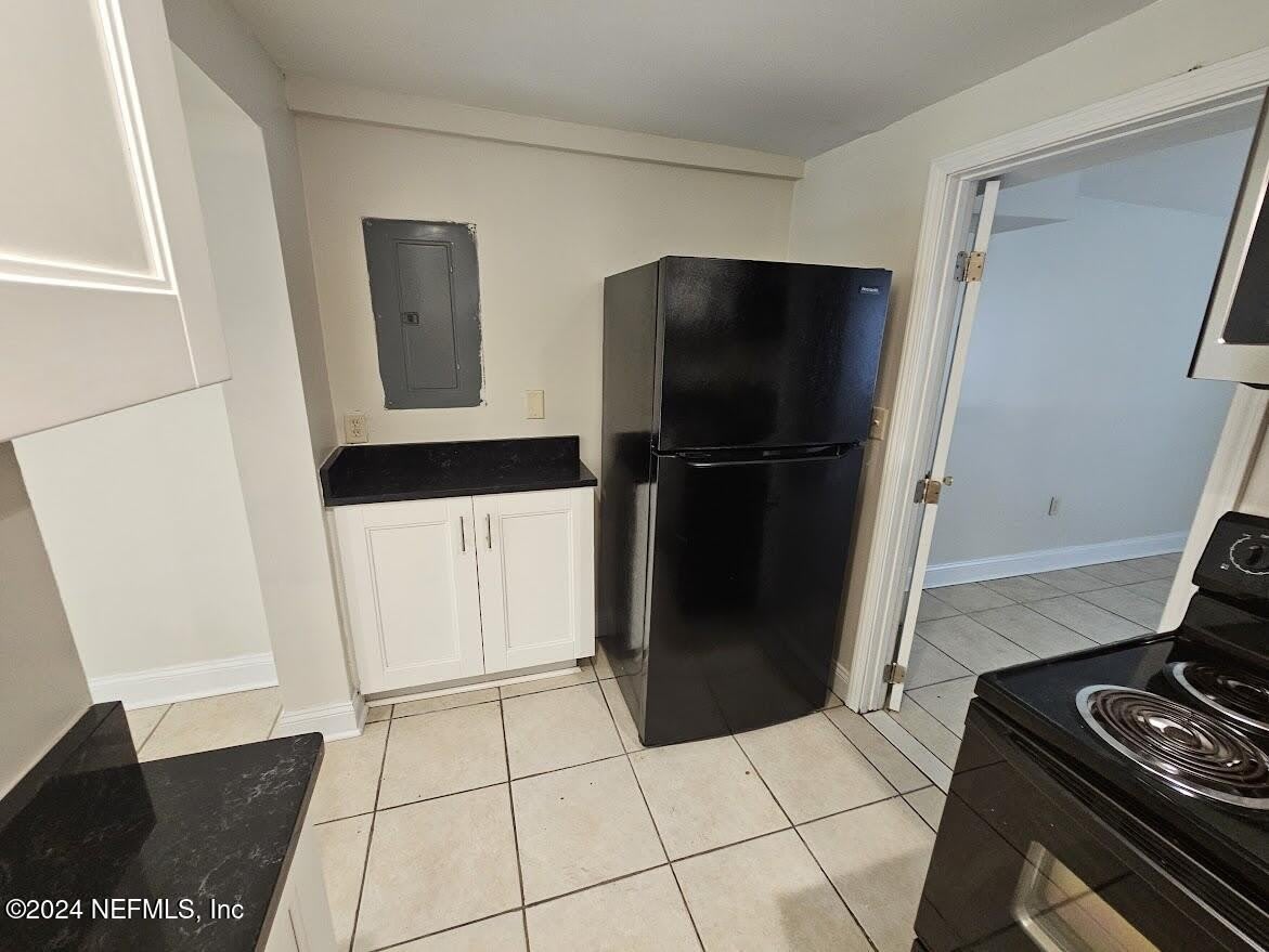 925 PHILLIPS Street – photo 5