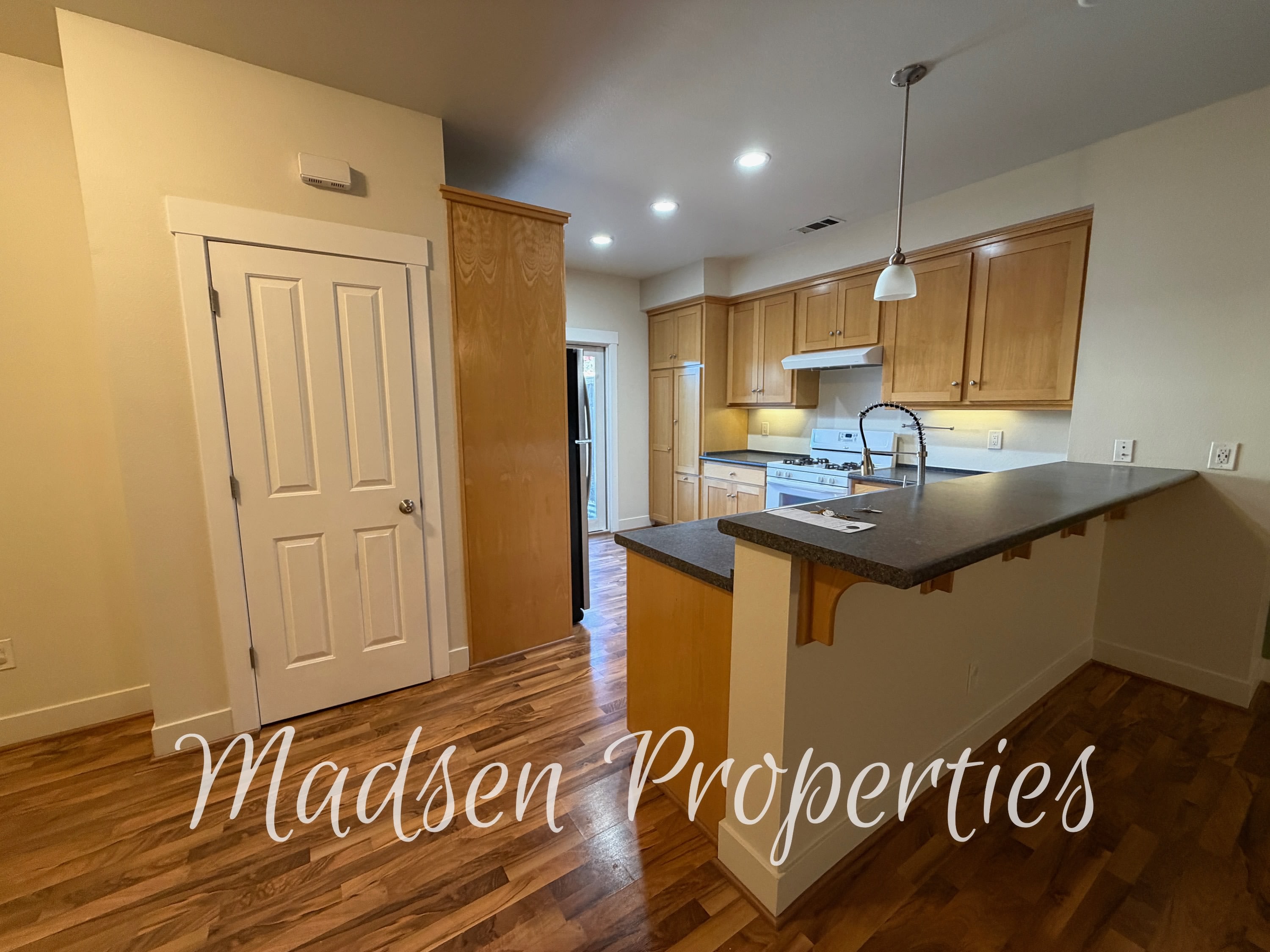 2188 Nord Ave – photo 5