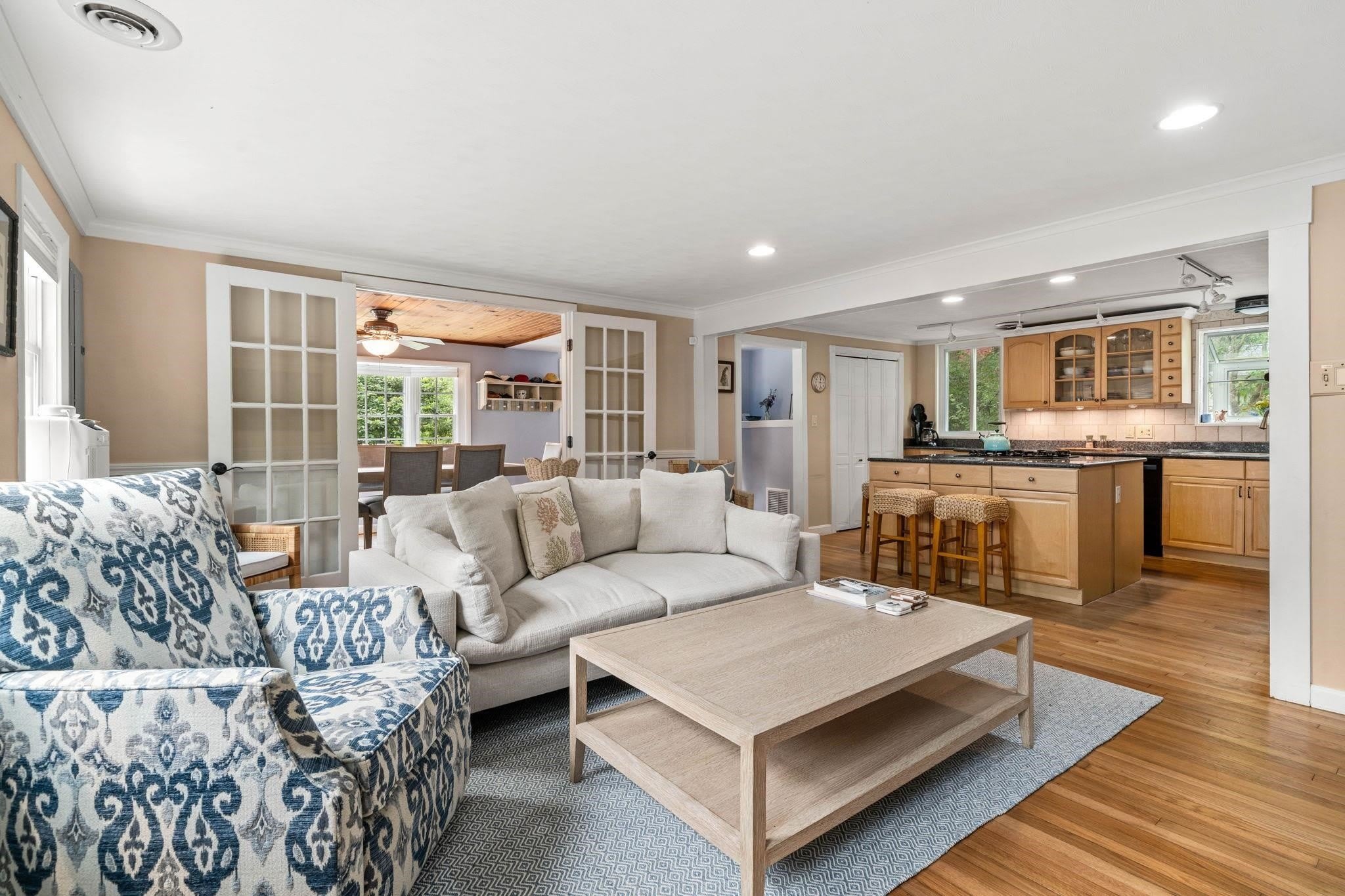11 Pine Street – photo 2