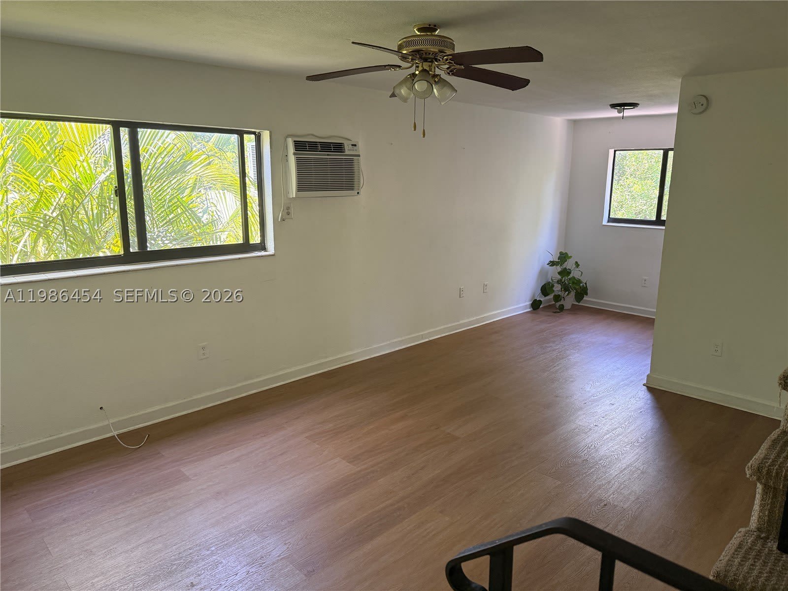 180 NE 71st St – photo 2