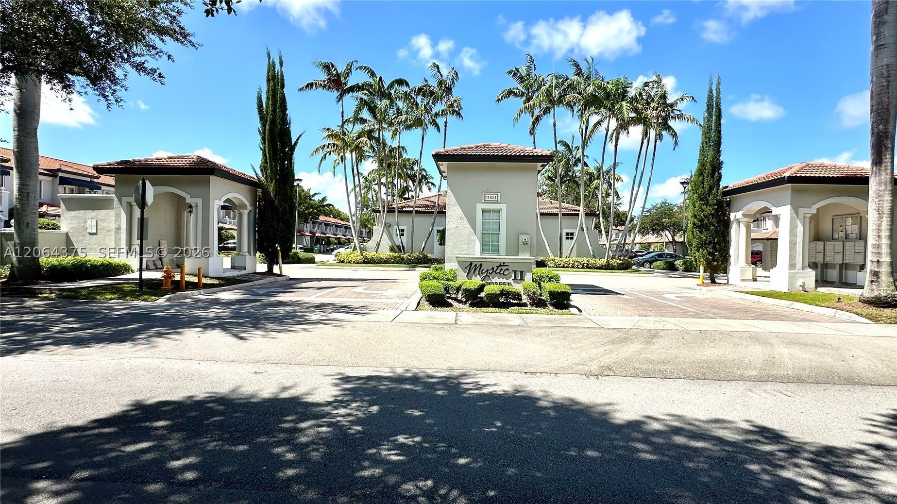 8102 SW 118th Pl – photo 2