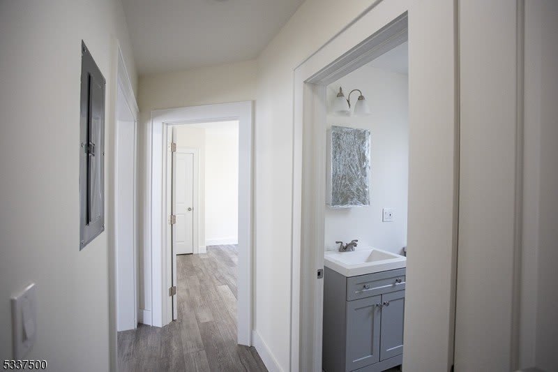 41 Grove St – photo 5