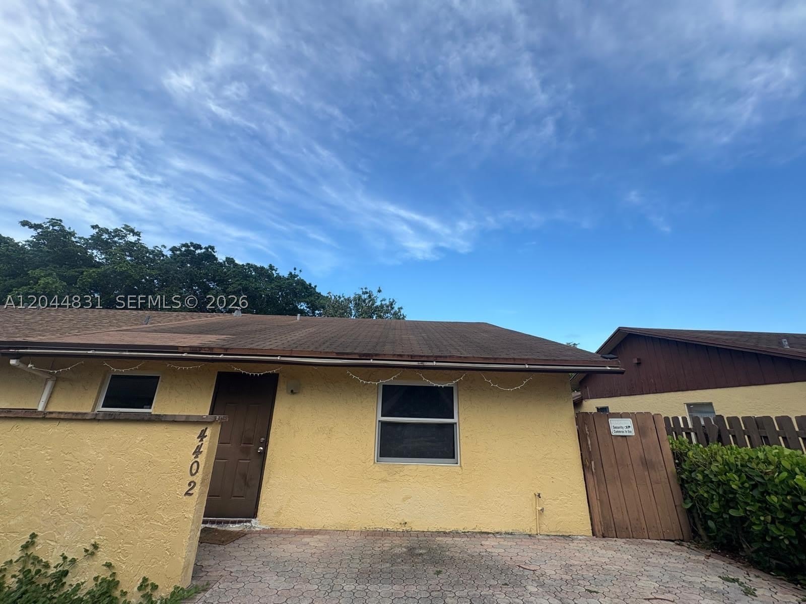 4402 NW 5th Ave – photo 2