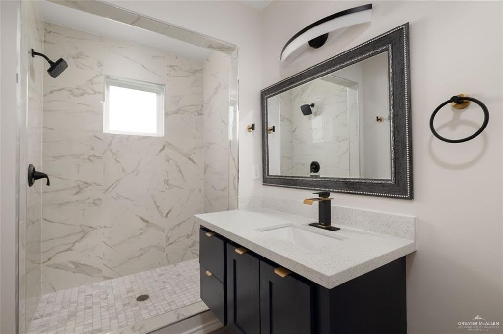1626 W B Street – photo 4