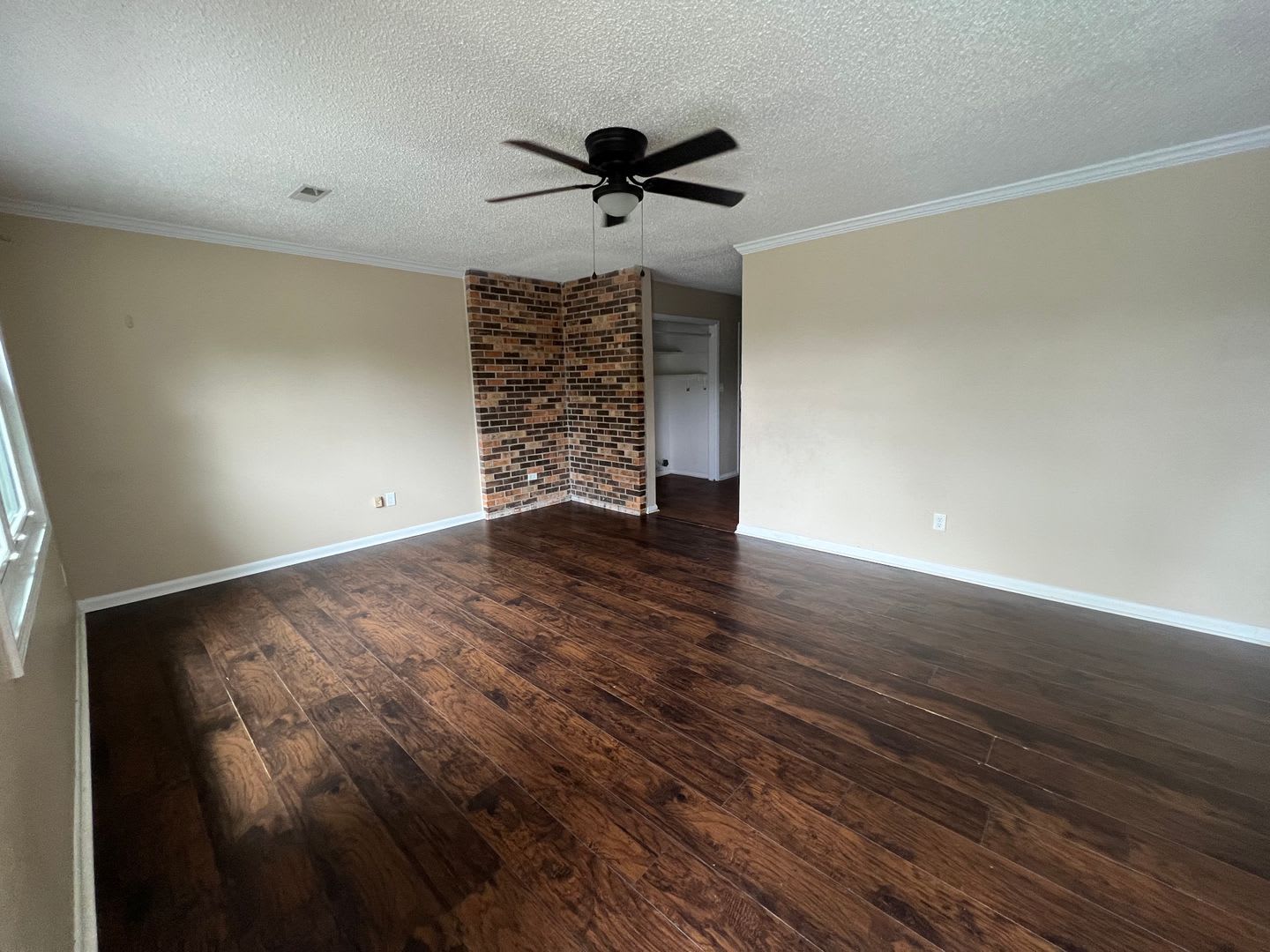 Spacious Fenced Back Yard In South Huntsville – photo 2