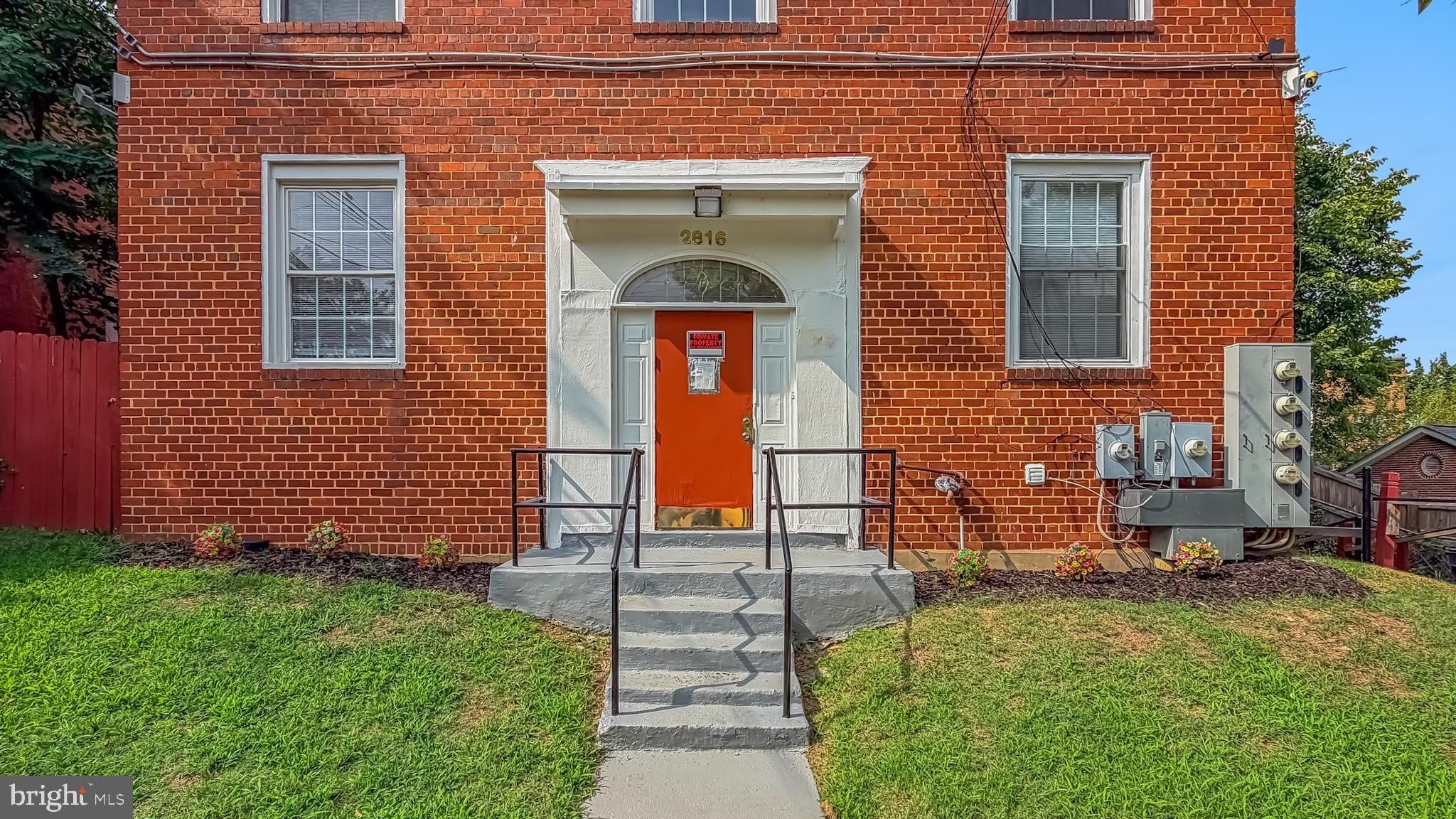 2816 HARTFORD Street SE – photo 3