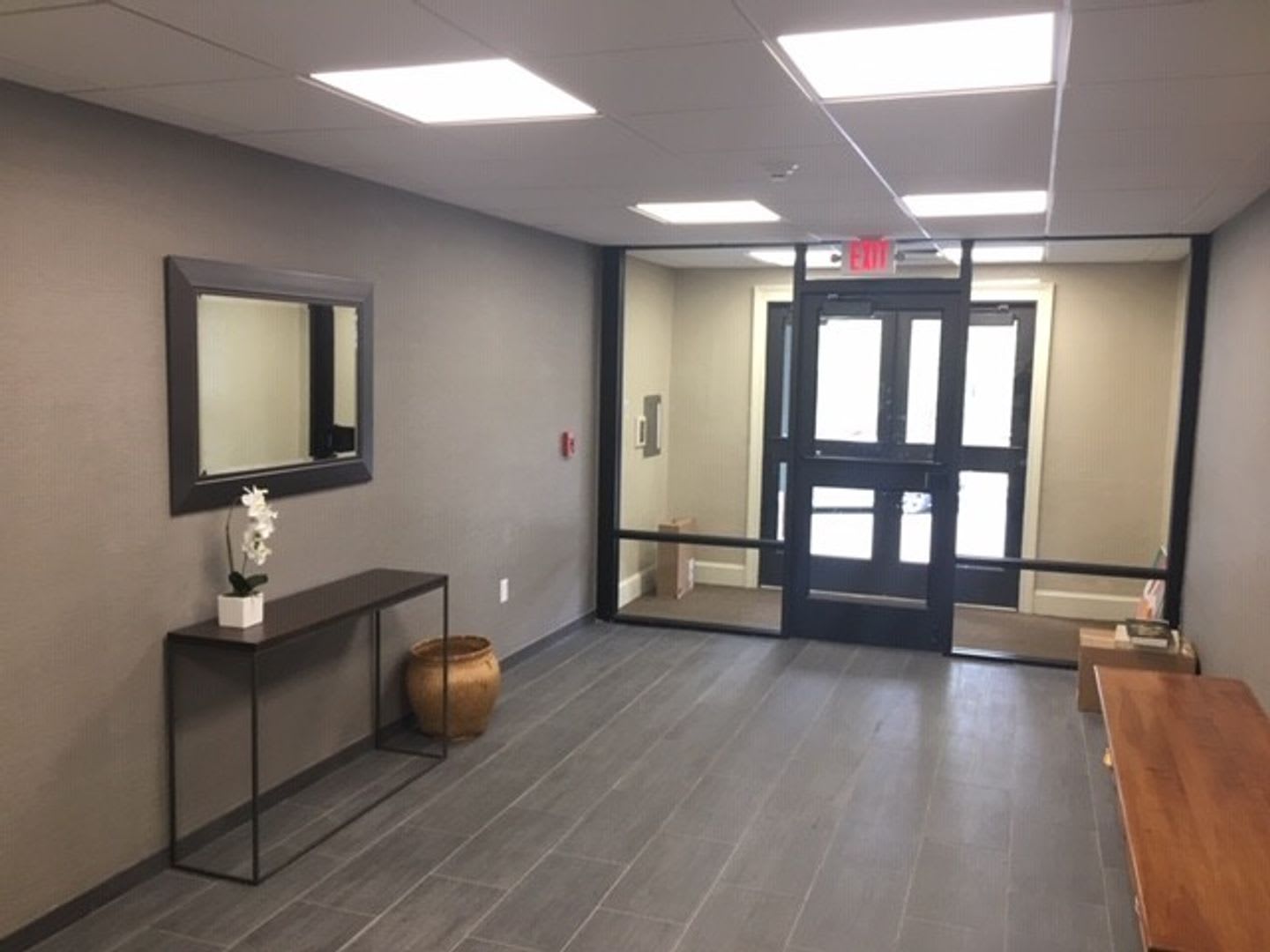 Nice 2 bed in Brookline – photo 3