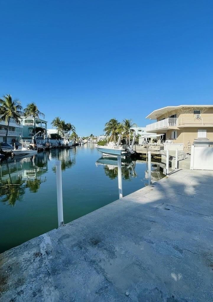 195 Gardenia Street – photo 2