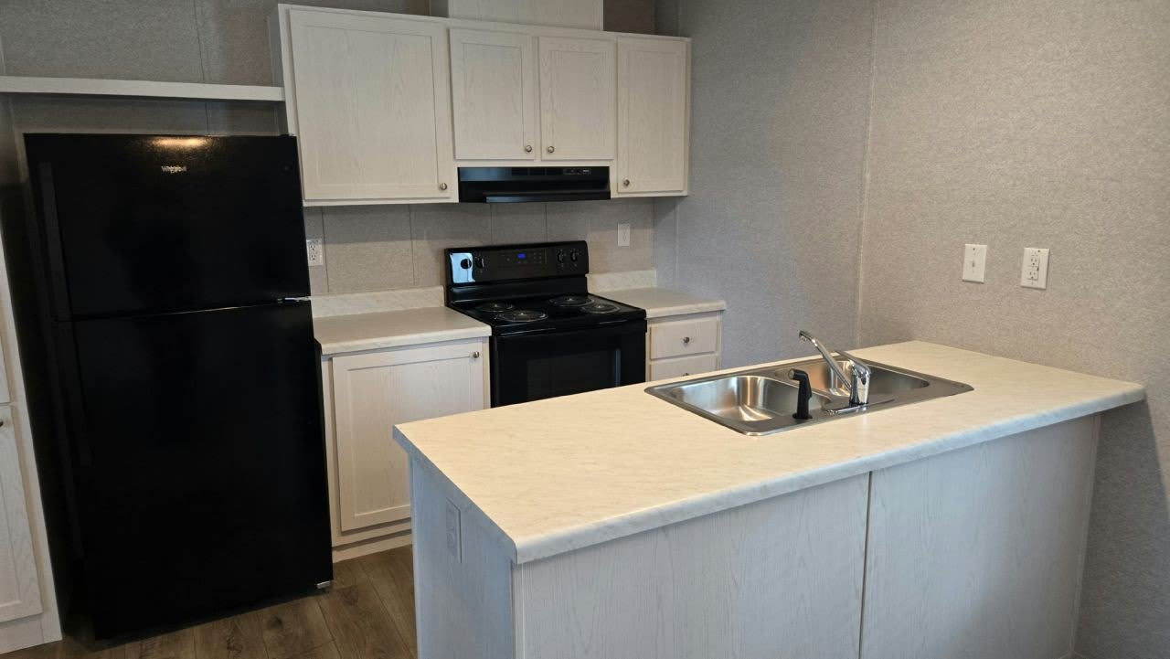 4401 Hitzing Ave – photo 3