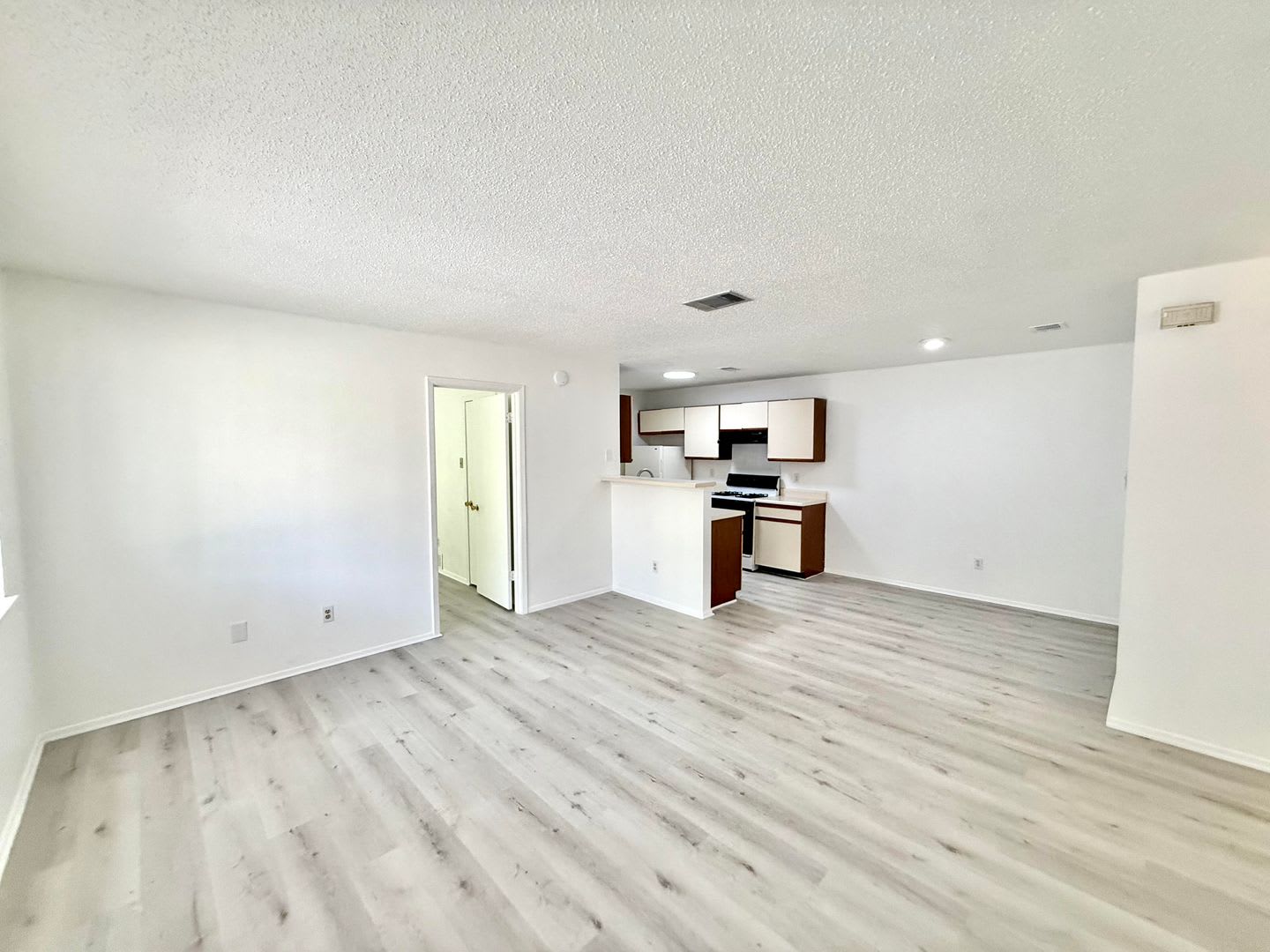 Duplex For Lease In Round Rock – photo 3
