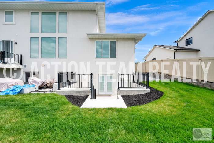 11676 Dorothy Vista Drive – photo 2
