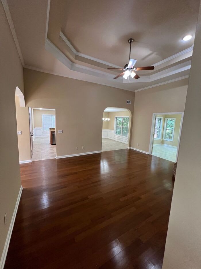 824 Georgian Point Drive – photo 4