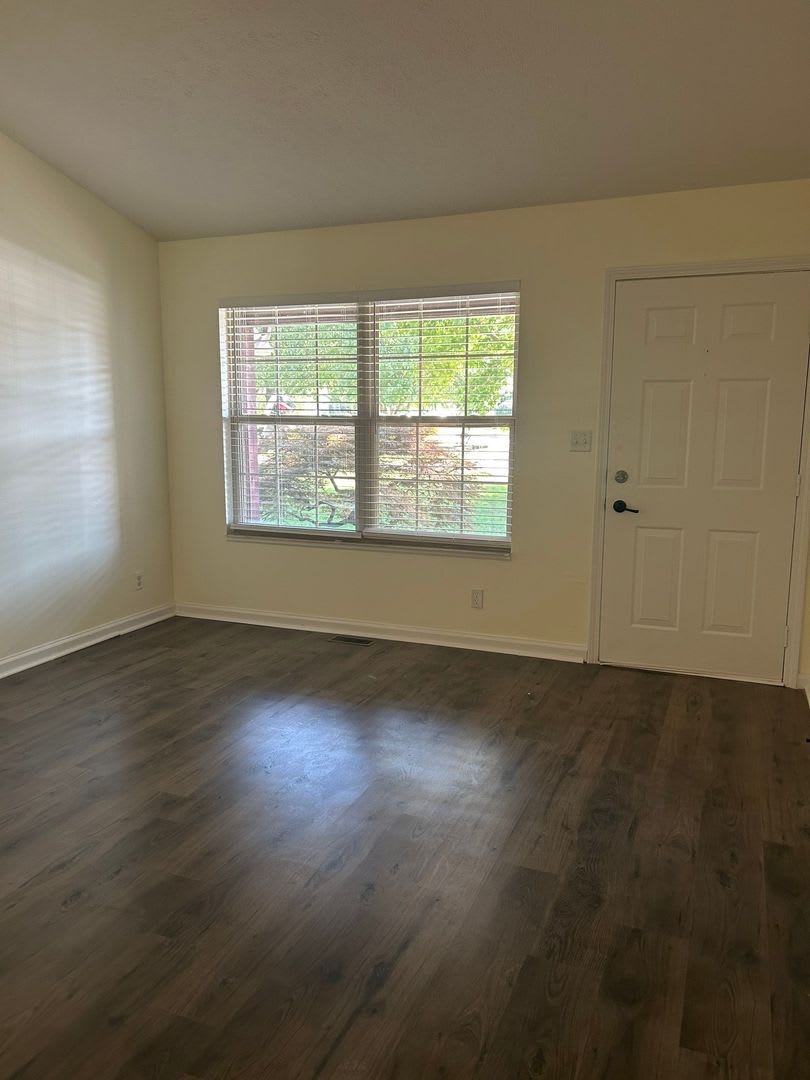 4320 Roundtable Court – photo 4