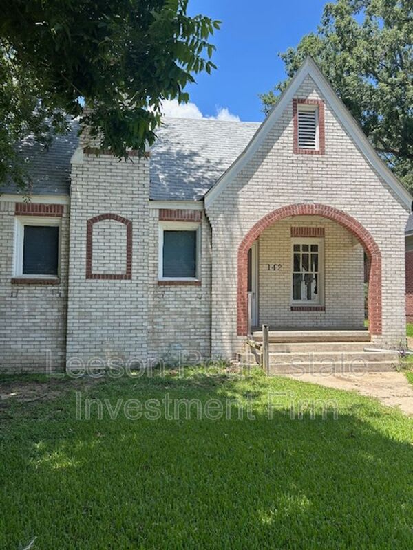 142 E Jordan Street – photo 2