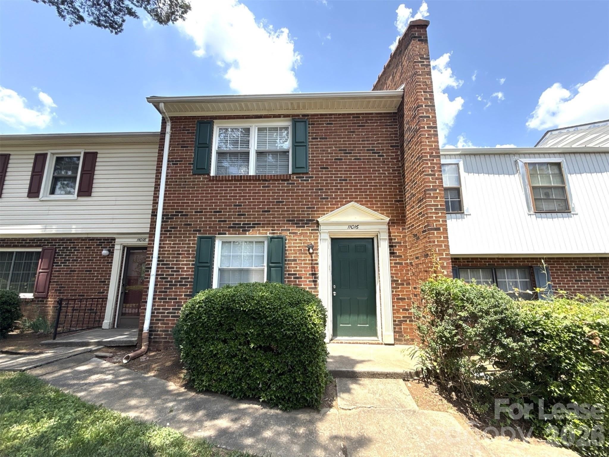 11016 Hunter Trail Lane – photo 1