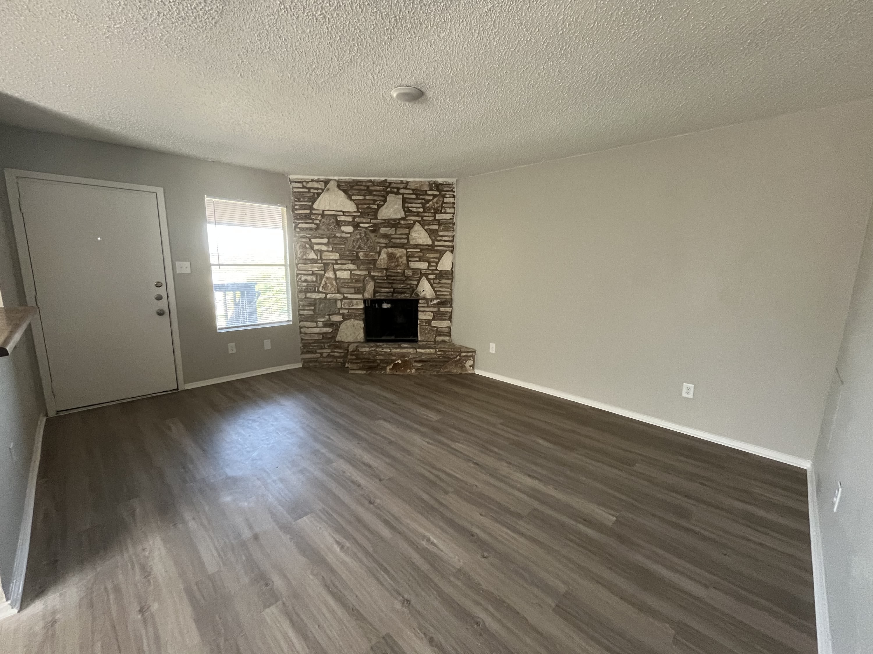 815 Bracewood Circle A – photo 4