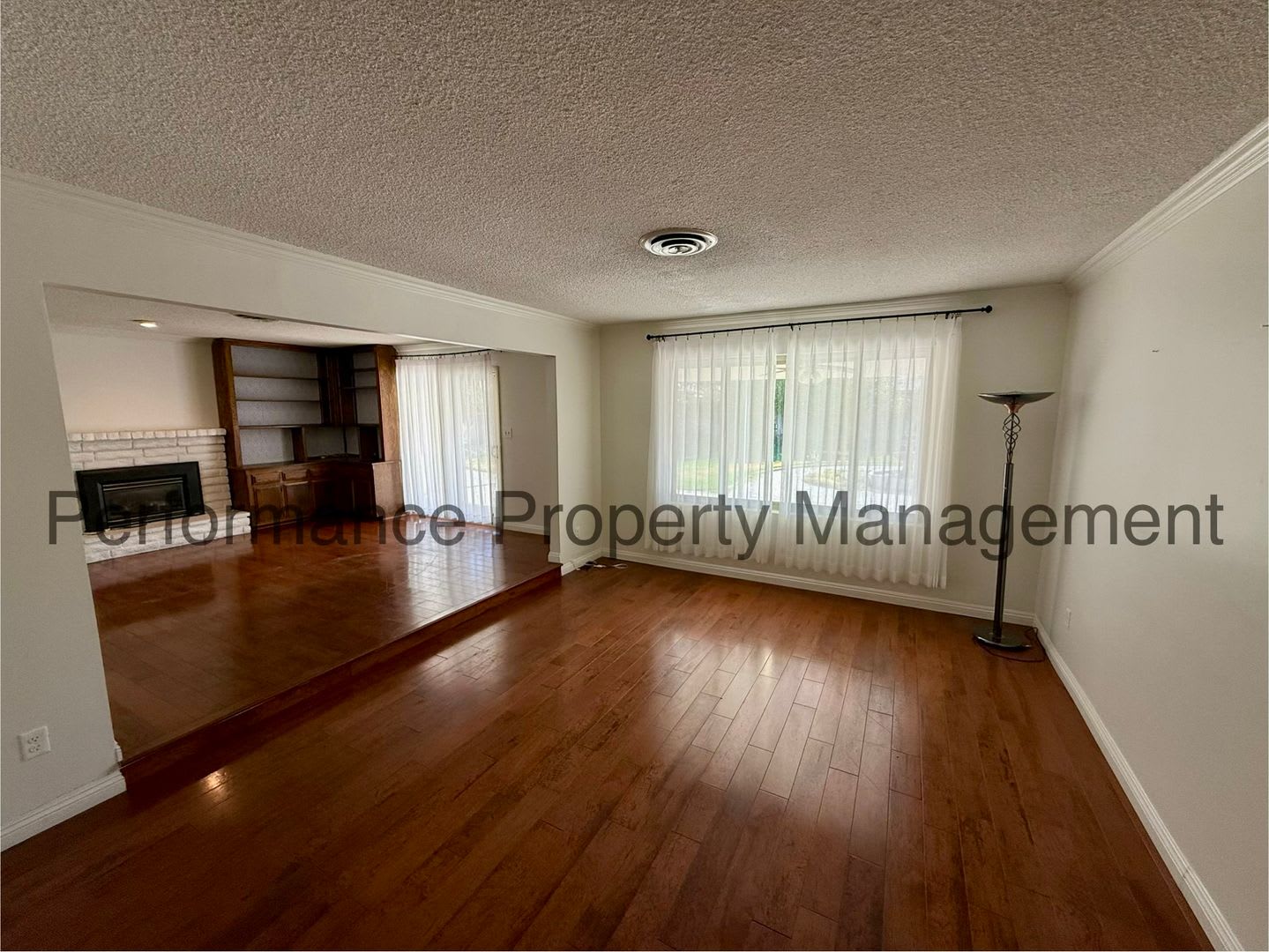 Cute 3 Bed/2 Bath SW Bakersfield Home w/ RBP & $0 Deposit Option – photo 3
