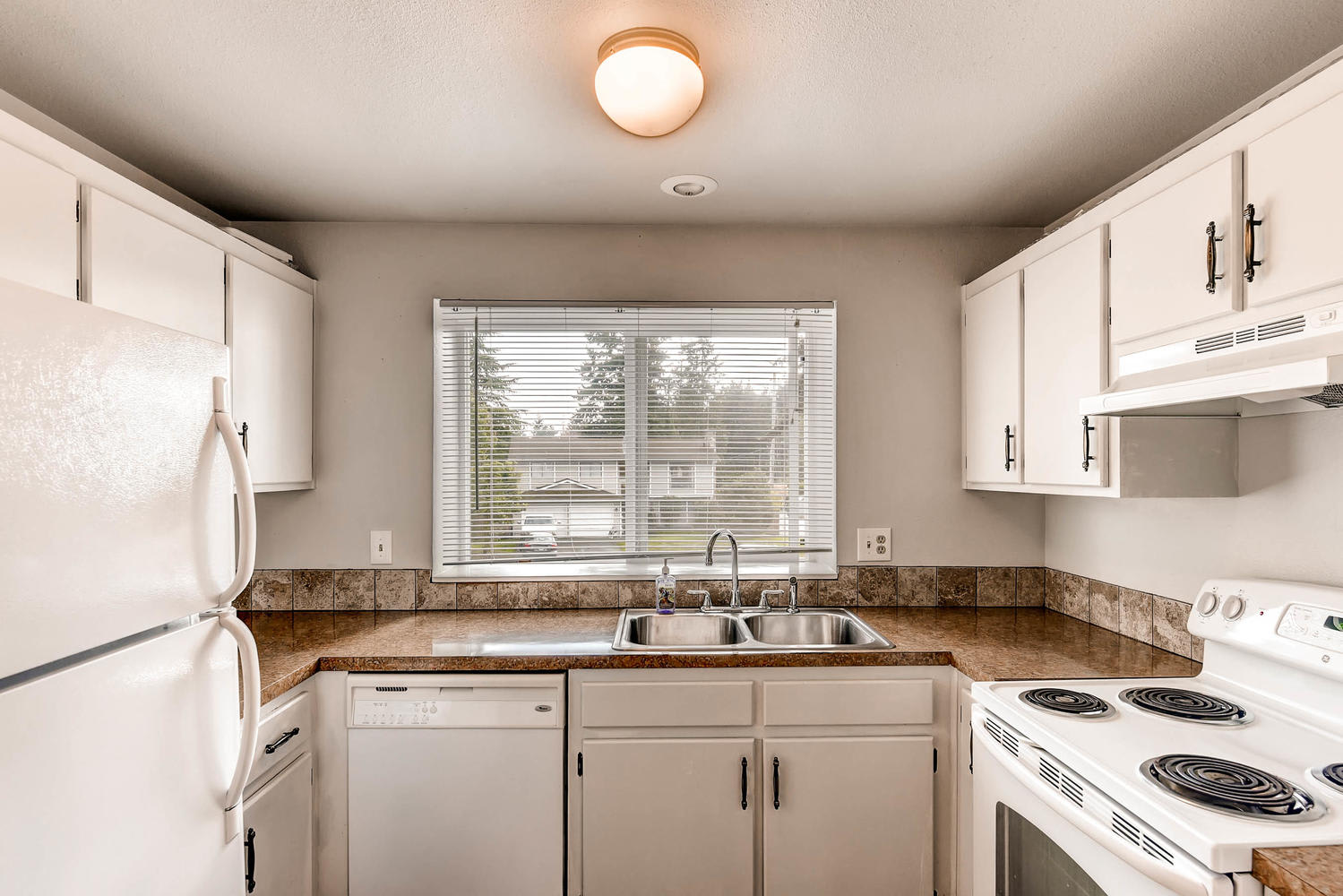 1624 Northwest 193rd Street – photo 5