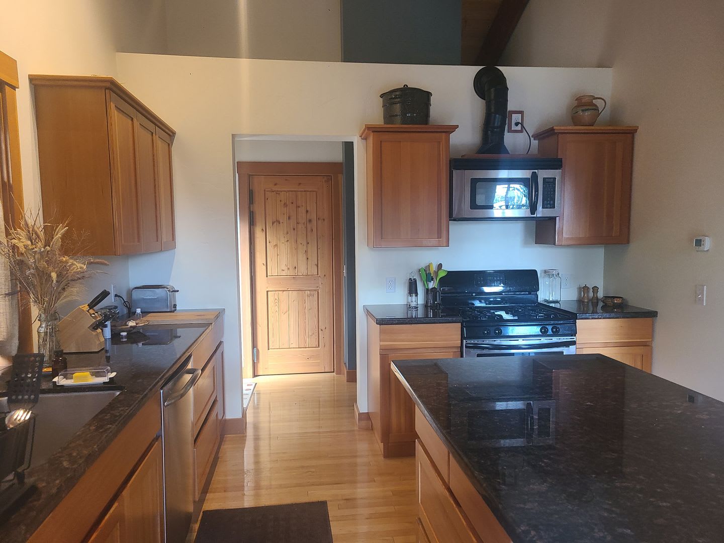 Lovely Rental Home on Cady Mountain – photo 2