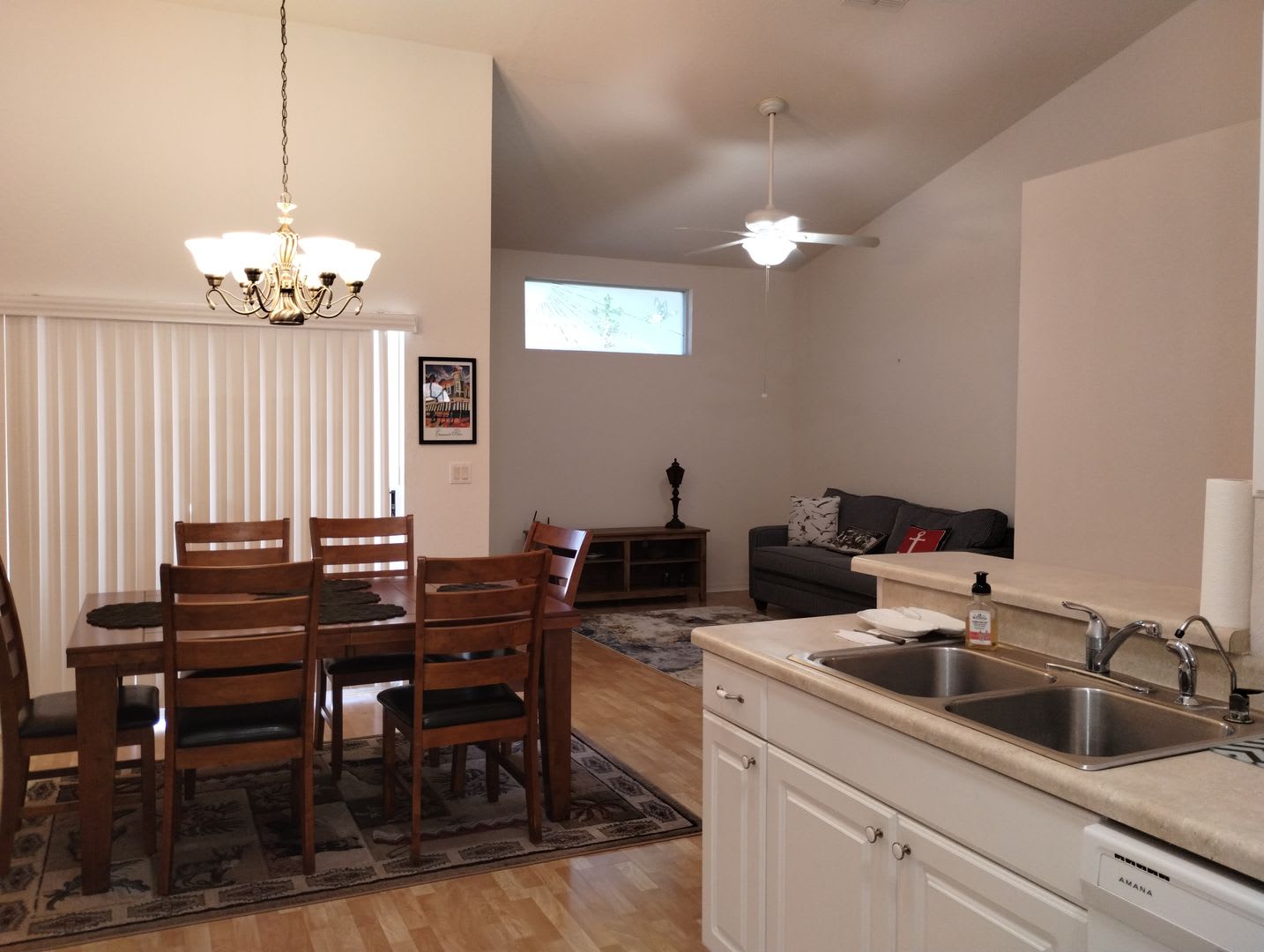Executive 2 bedroom/ 2 bath condo – photo 5